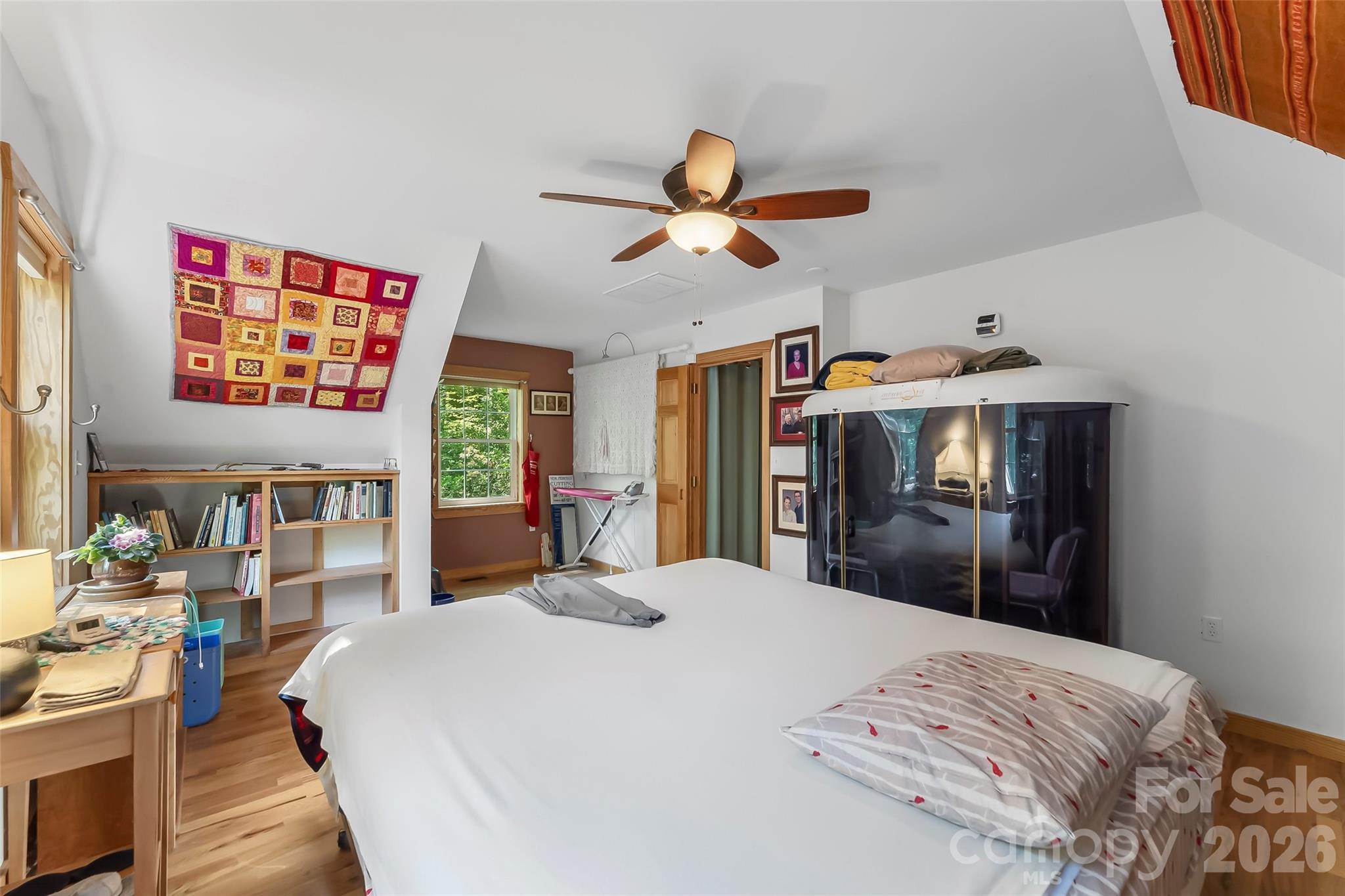 Upstairs Bedroom - 4082 Hwy 126 Highway, Morganton