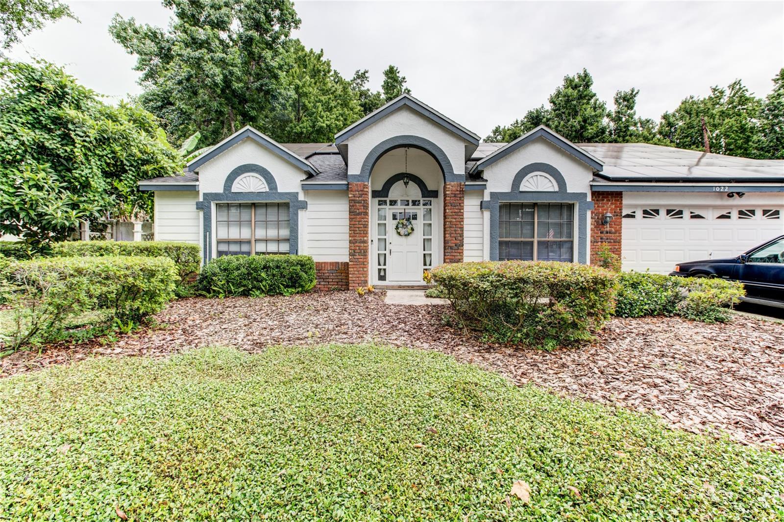 Single Family Residence at 1022 SILCOX BRANCH CIR, OVIEDO