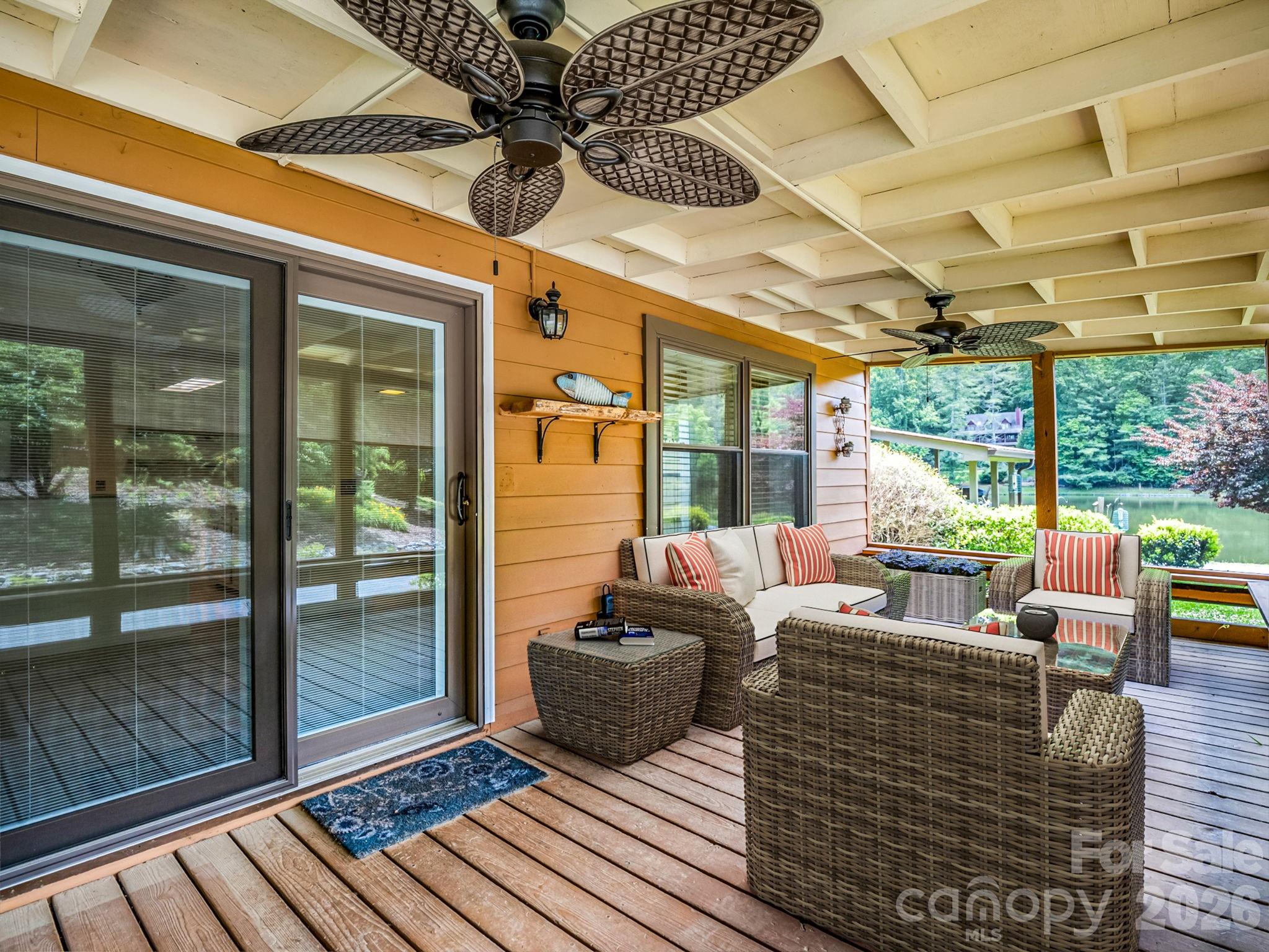 Virtual staging - 117 Willow Way, Hendersonville