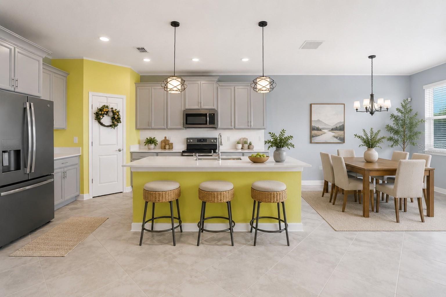 Virtually Staged - 8700 PACIFIC DUNES DR, DAVENPORT