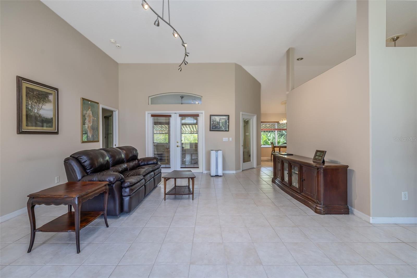 Single Family Residence at 6 FAIRHILL LN, PALM COAST, photo 6 of 73