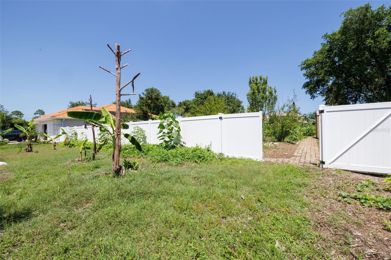 Single Family Residence at 6 FAIRHILL LN, PALM COAST, photo 41 of 73