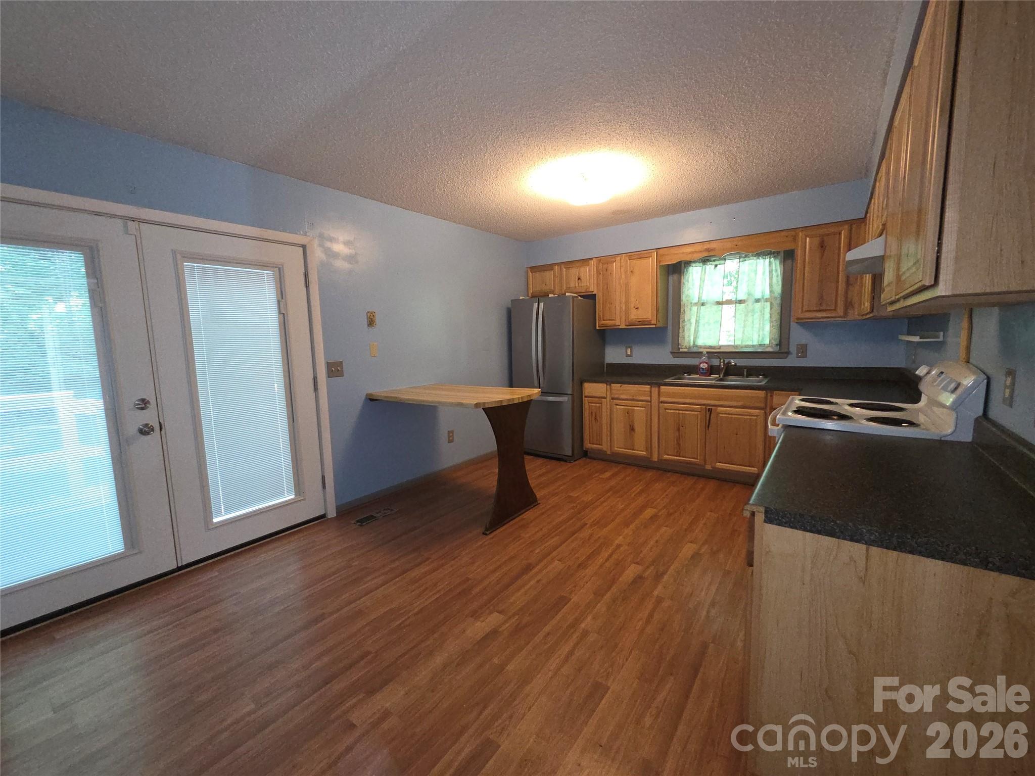 Single Family Residence at 165 Mount Eire Drive, Sylva, photo 5 of 16