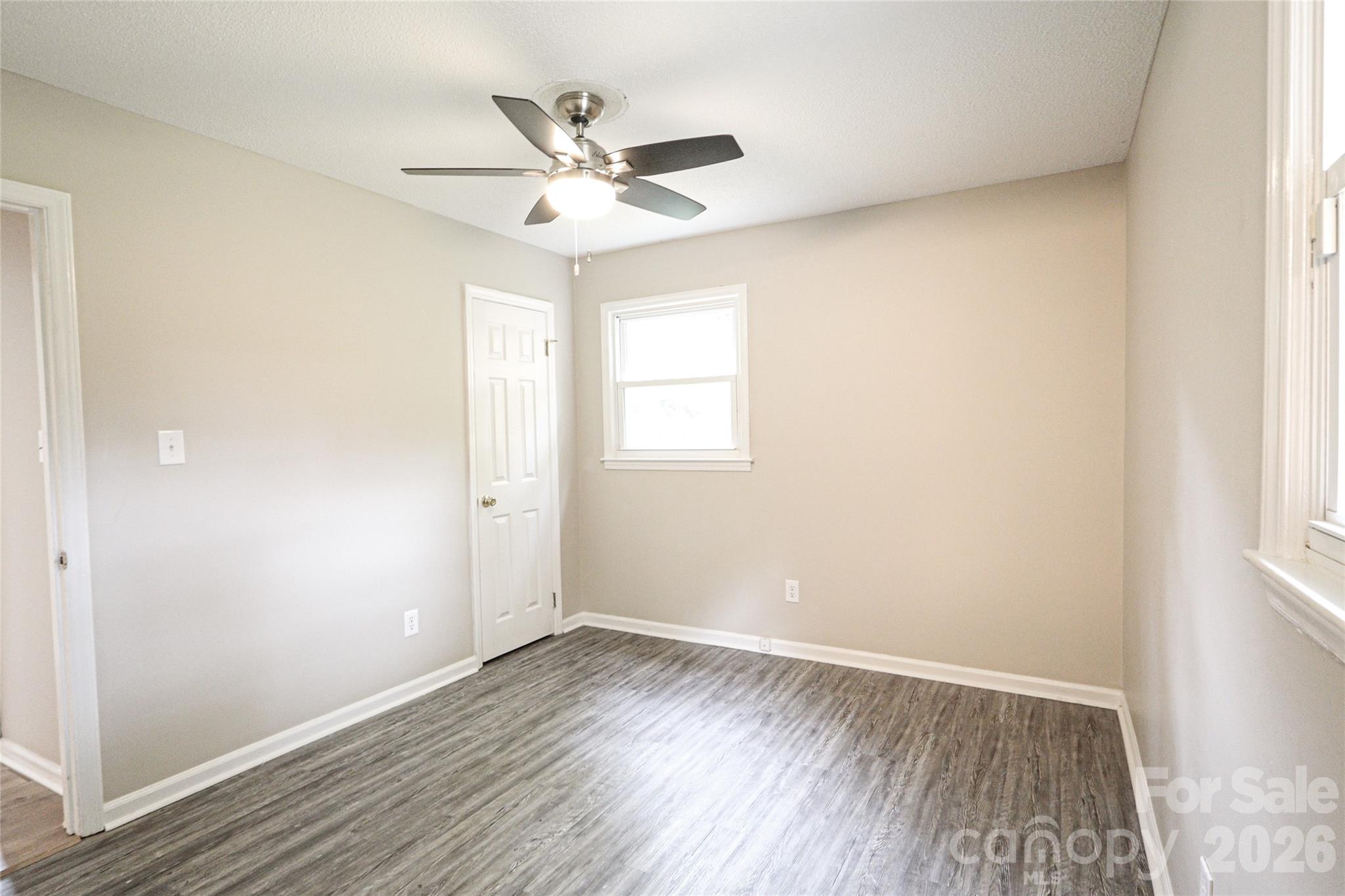 Single Family Residence at 1006 Iris Drive, Gastonia, photo 13 of 30