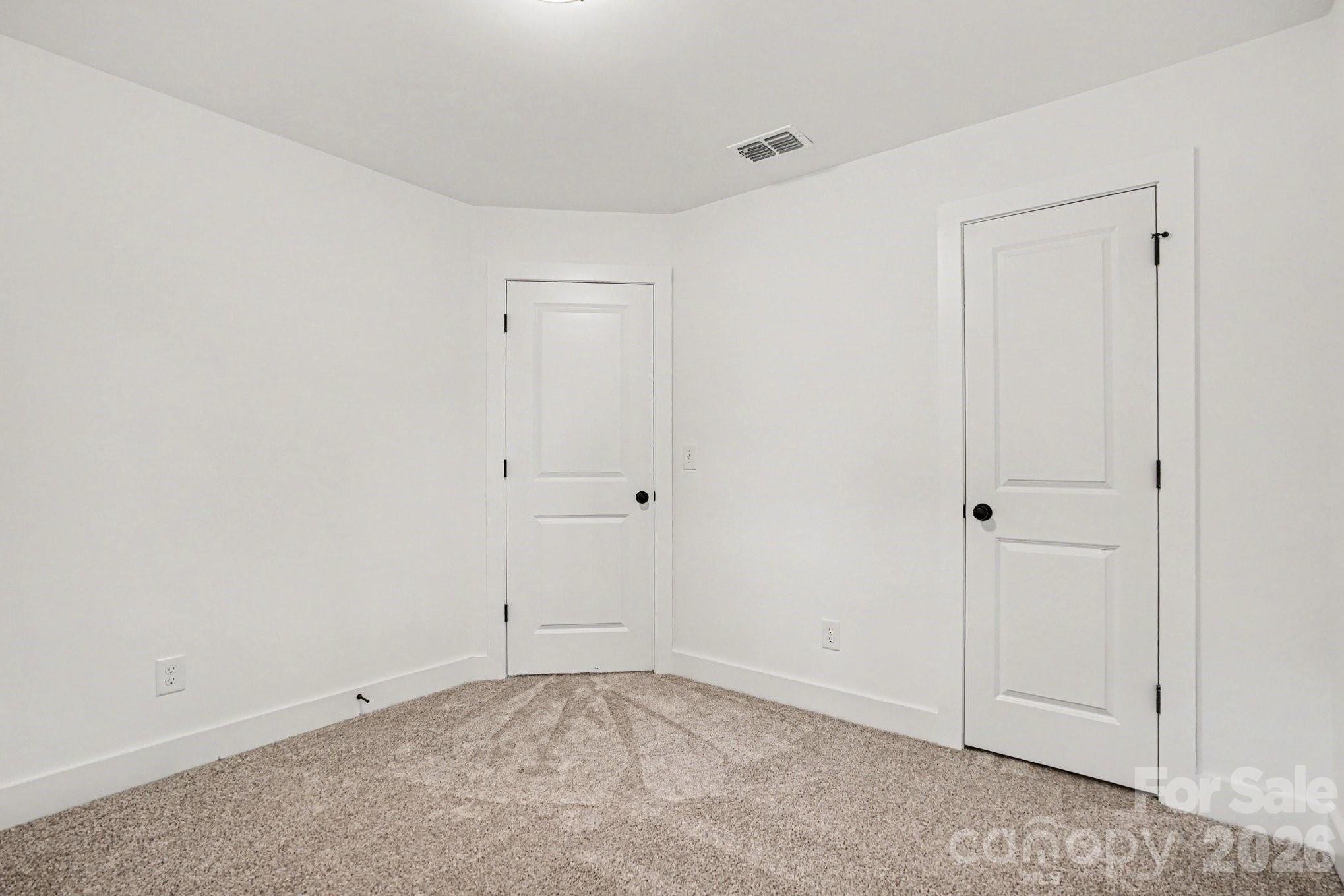Single Family Residence at 811 Evening Shade Lane, Gastonia, photo 12 of 22