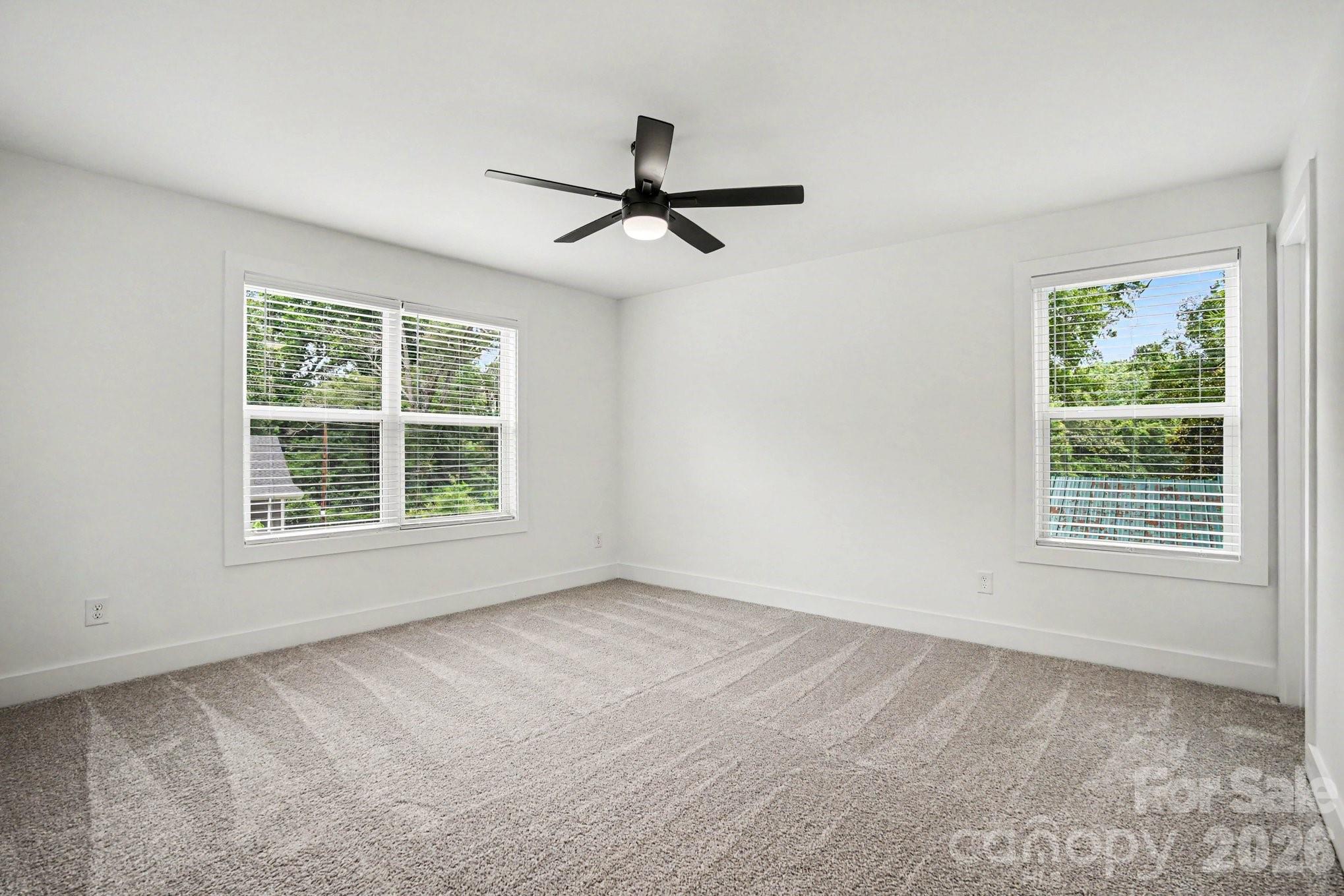 Single Family Residence at 811 Evening Shade Lane, Gastonia, photo 15 of 22