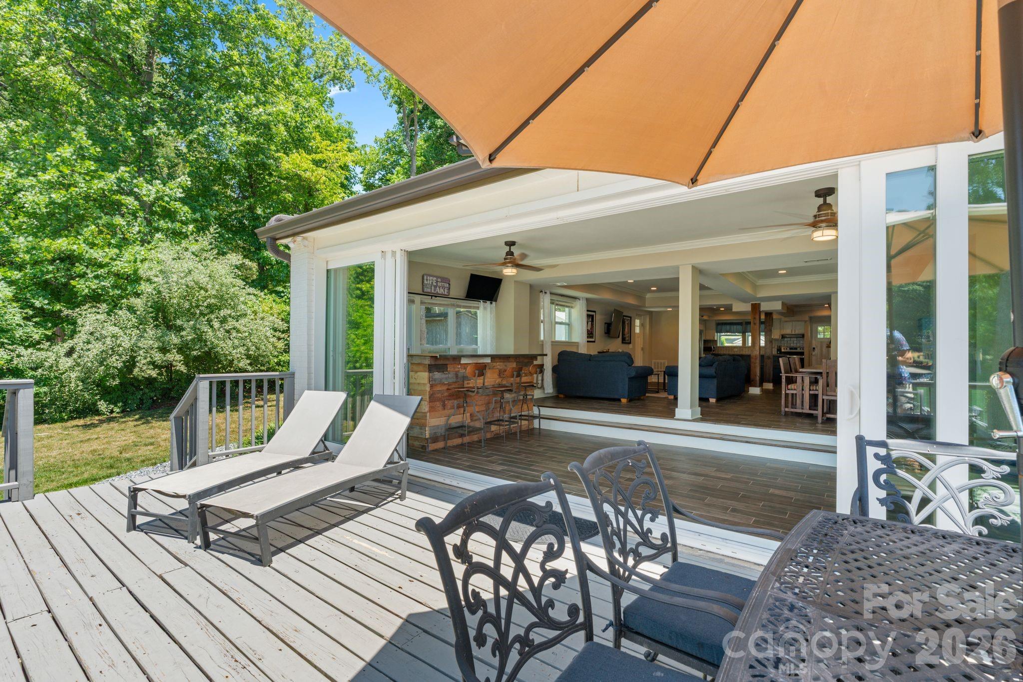 Single Family Residence at 383 Sundown Road, Mooresville, photo 15 of 42