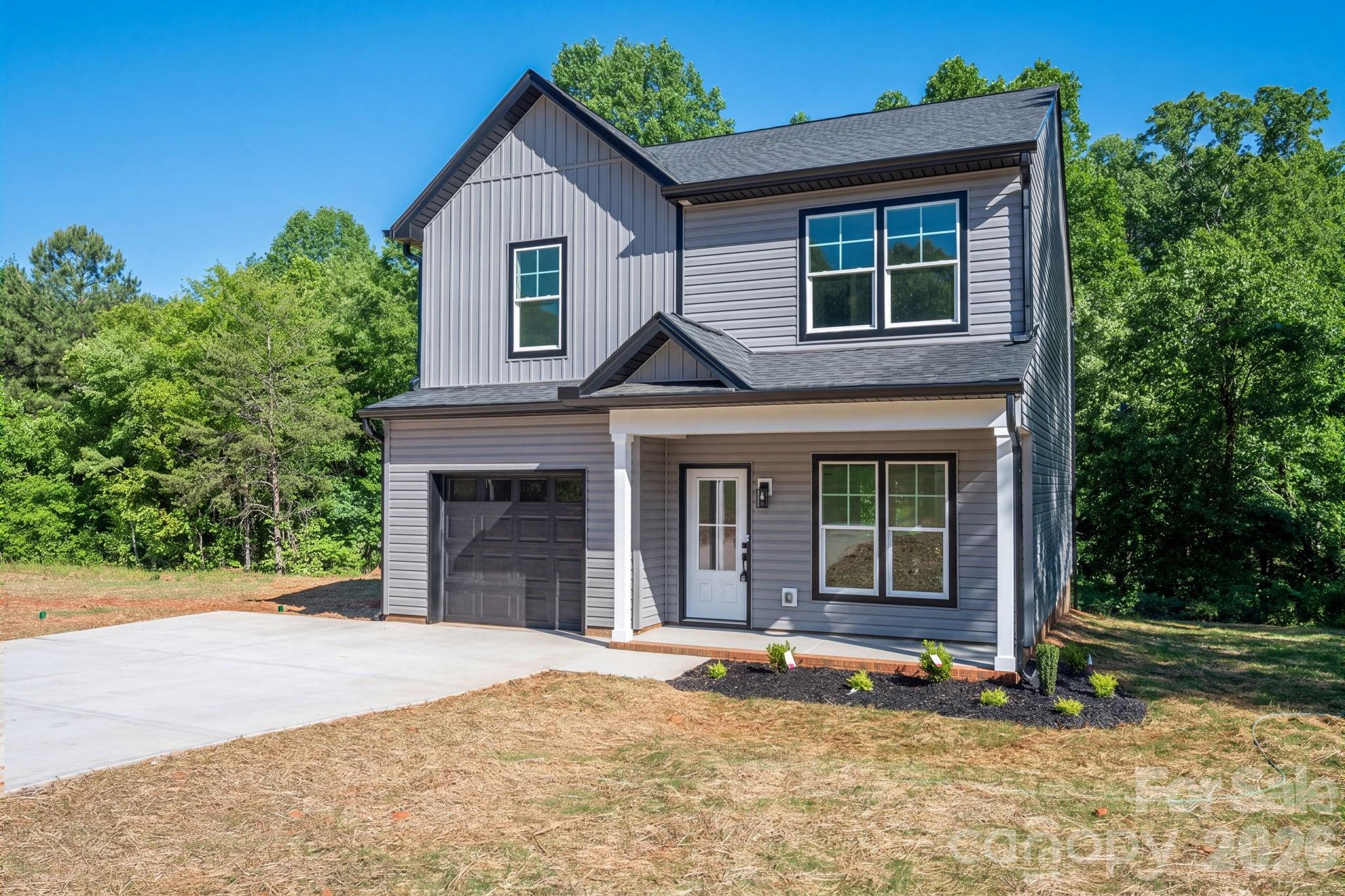 Single Family Residence at 1084 Lyndsey Brook Court, Lincolnton, photo 2 of 19