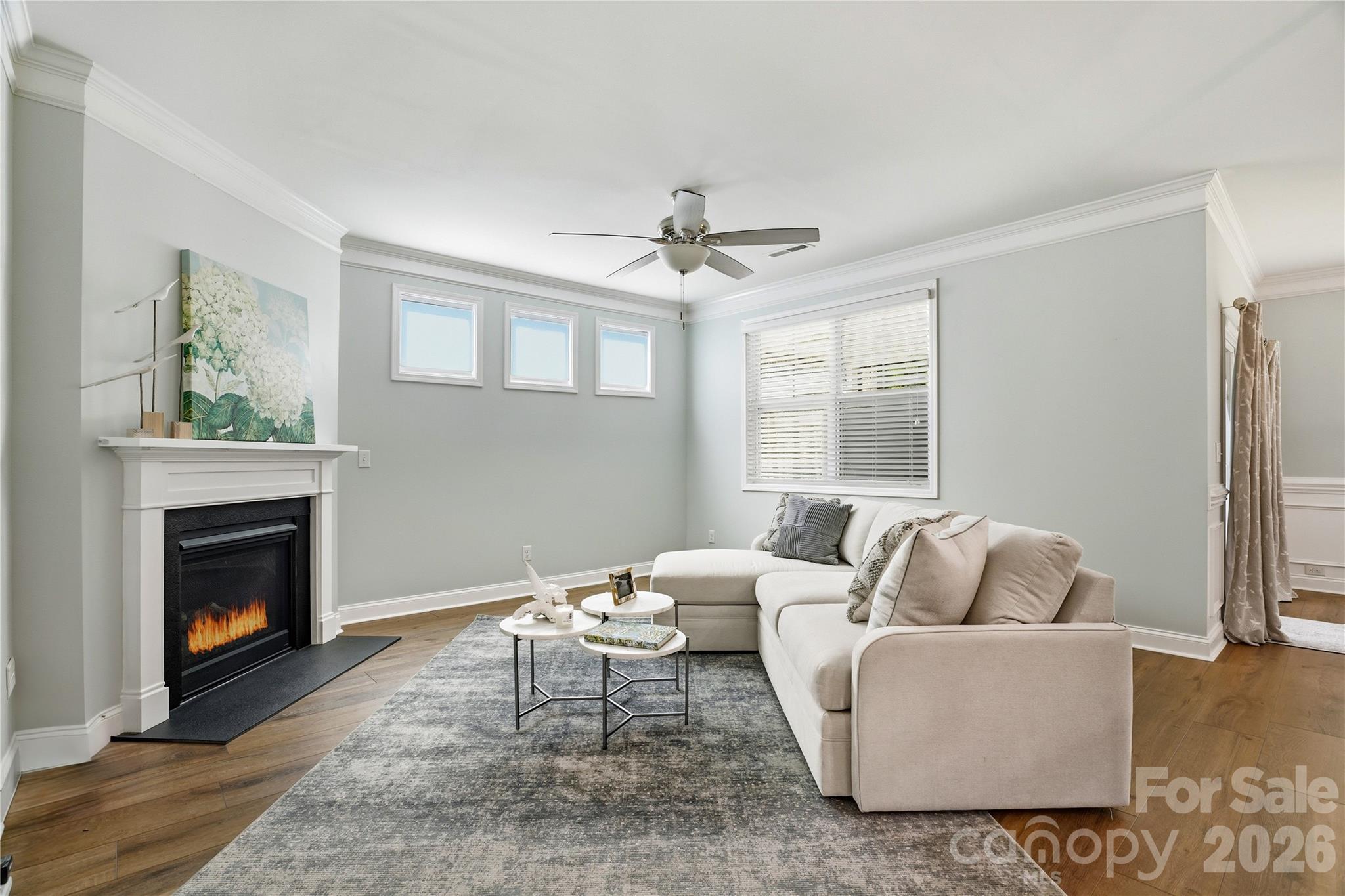 Single Family Residence at 2274 Seagull Drive, Denver, photo 8 of 37