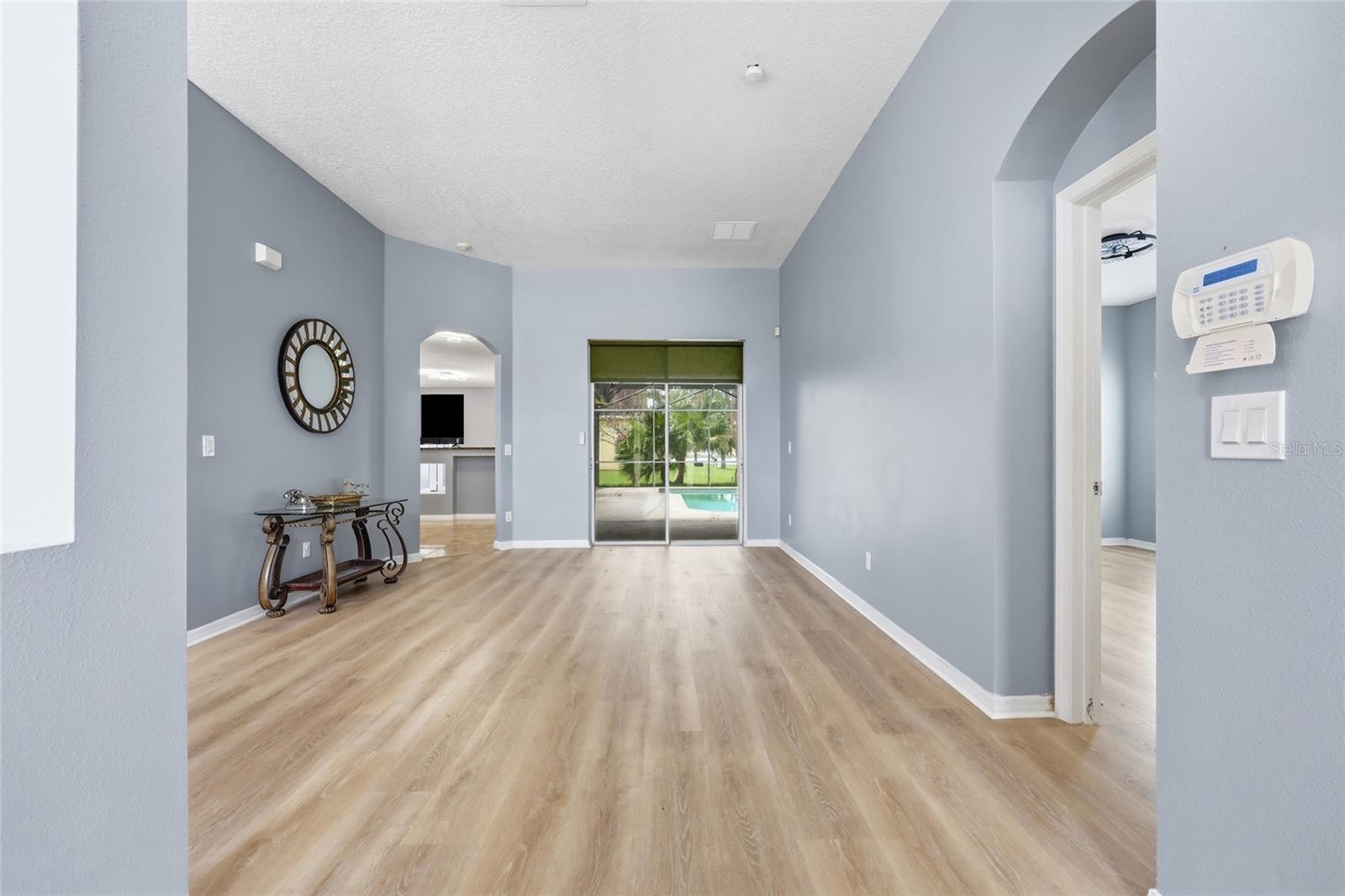 Single Family Residence at 2901 SWEETSPIRE CIR, KISSIMMEE, photo 7 of 55