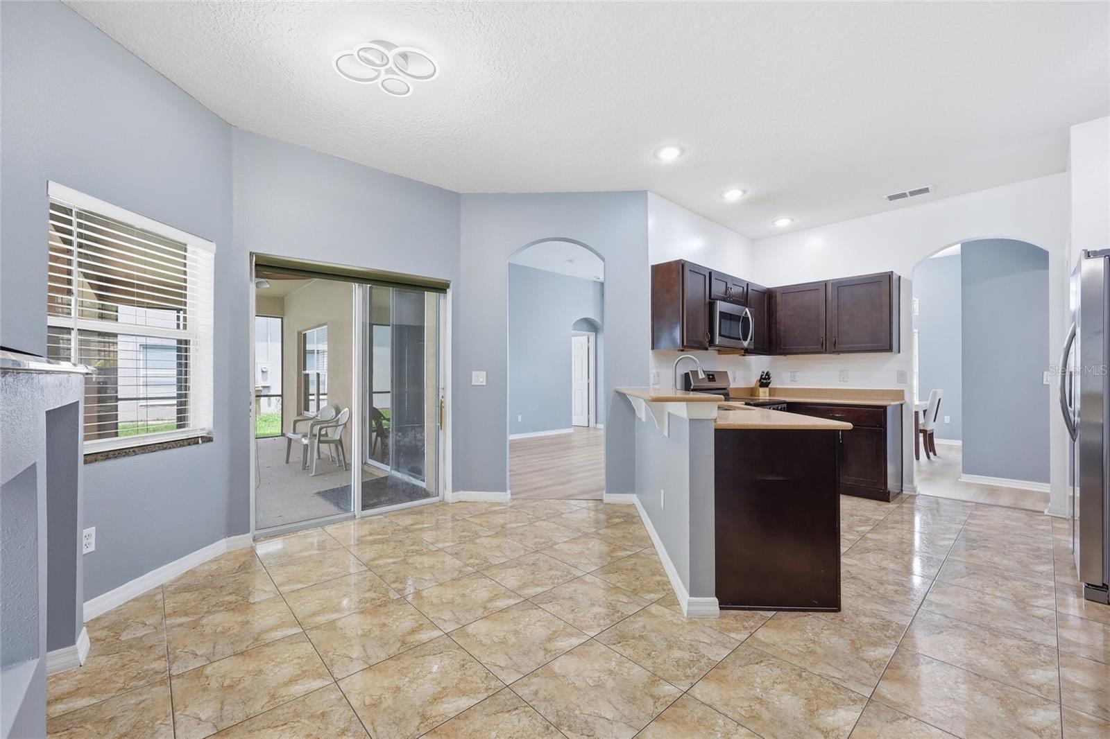 Single Family Residence at 2901 SWEETSPIRE CIR, KISSIMMEE, photo 16 of 55