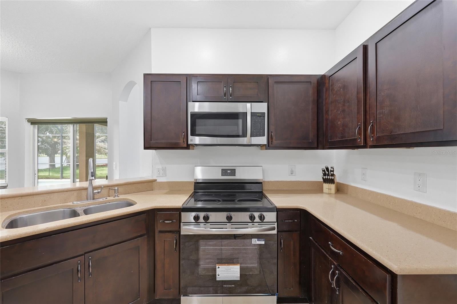 Single Family Residence at 2901 SWEETSPIRE CIR, KISSIMMEE, photo 18 of 55