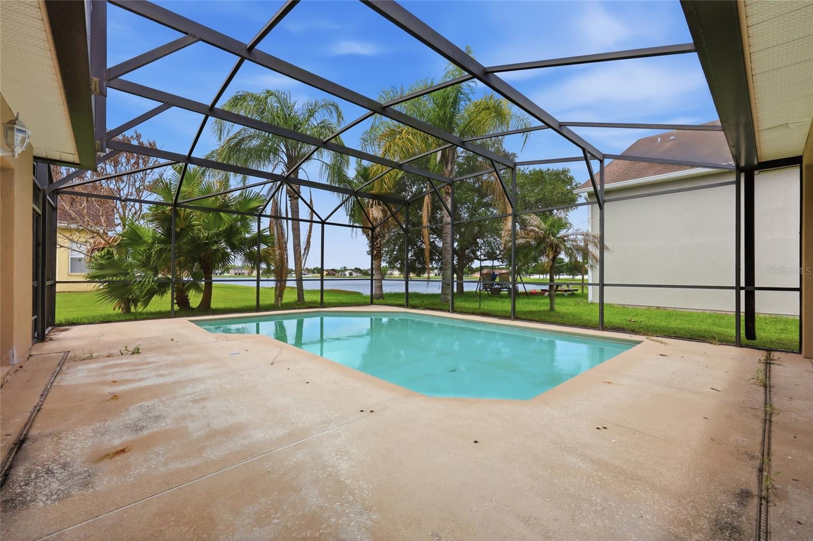 Single Family Residence at 2901 SWEETSPIRE CIR, KISSIMMEE, photo 40 of 55