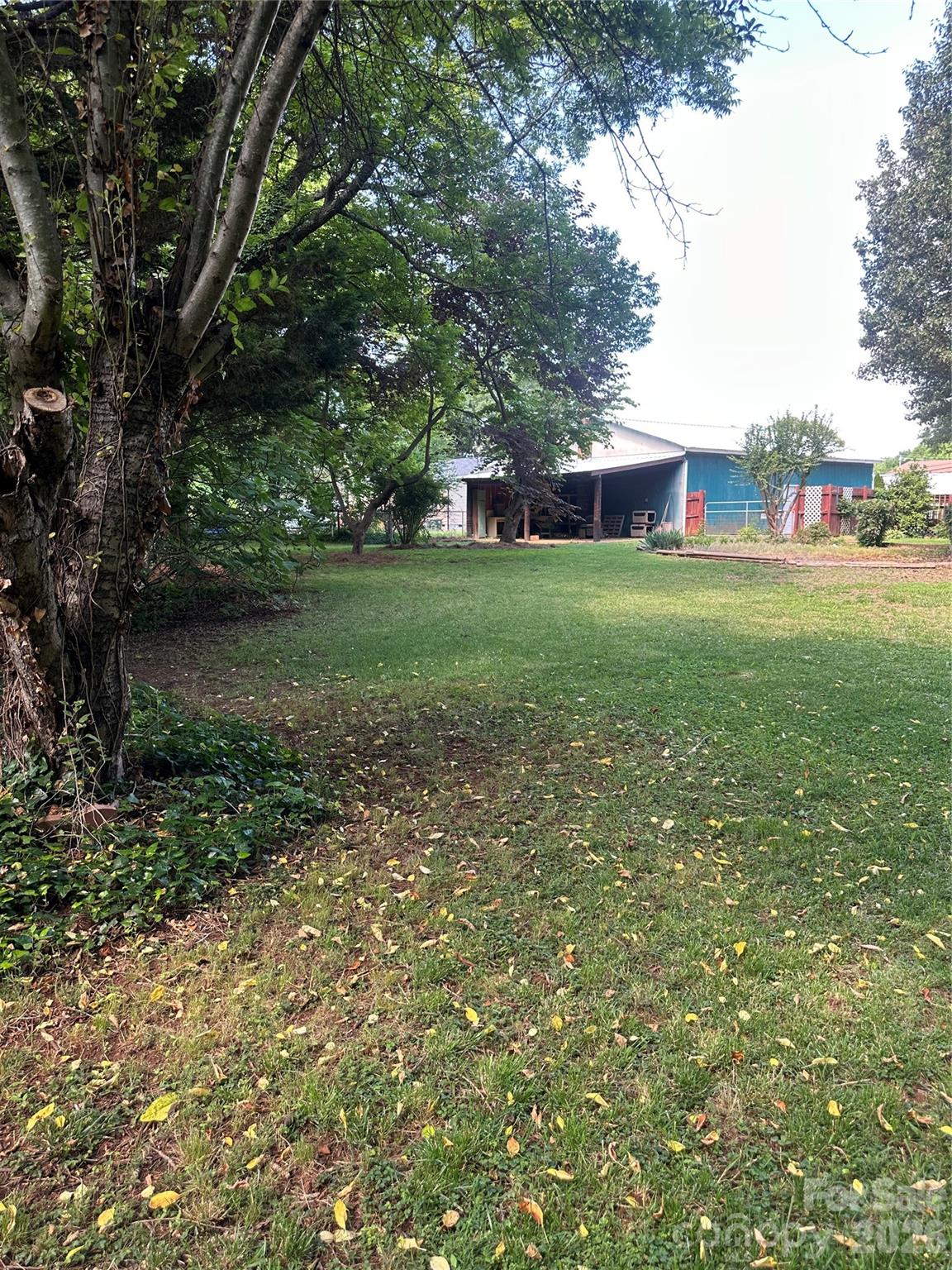 shed behind the garage - 1407 N College Avenue, Newton