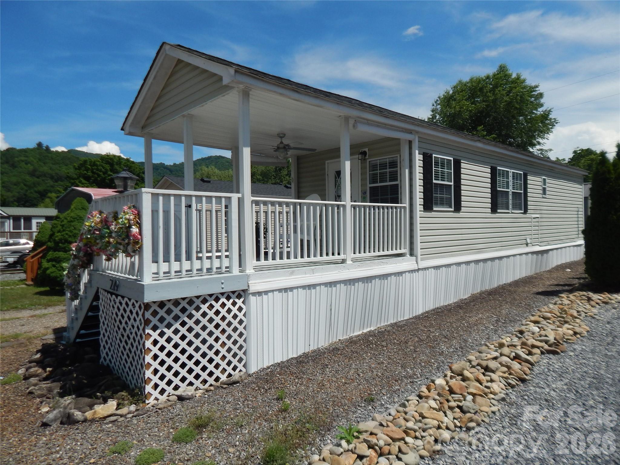 Single Family Residence at 219 Pike Point, Waynesville, photo 2 of 15