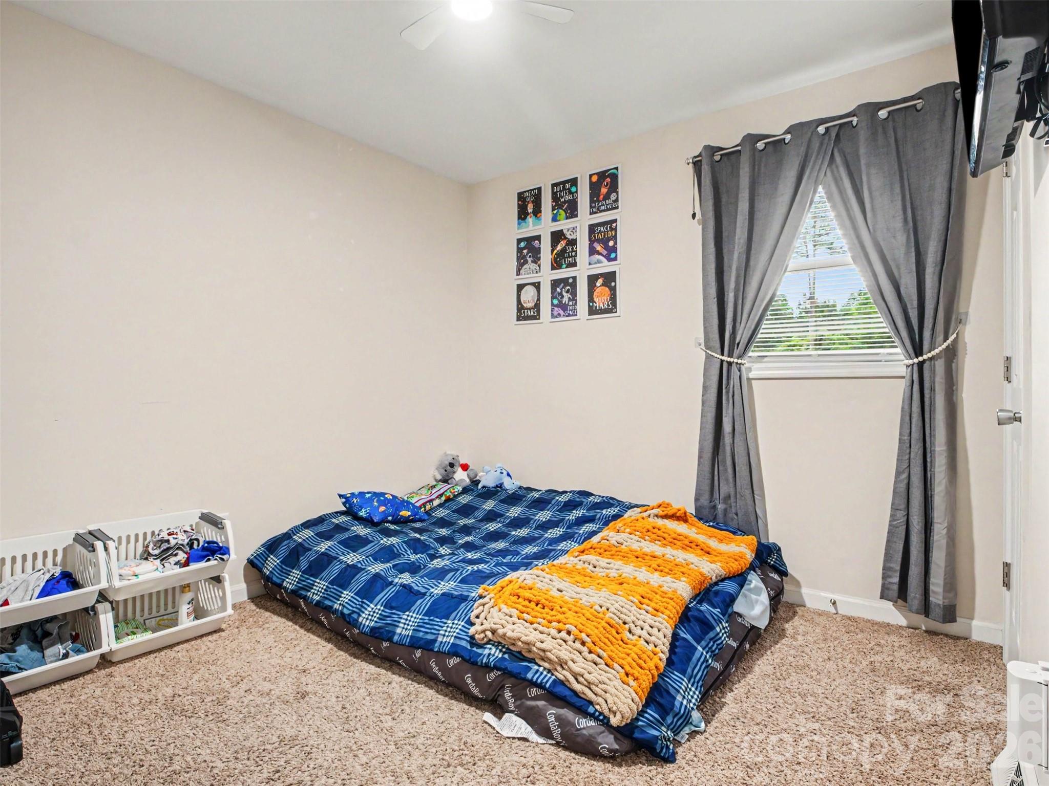Single Family Residence at 325 Amber Court SW, Concord, photo 14 of 29