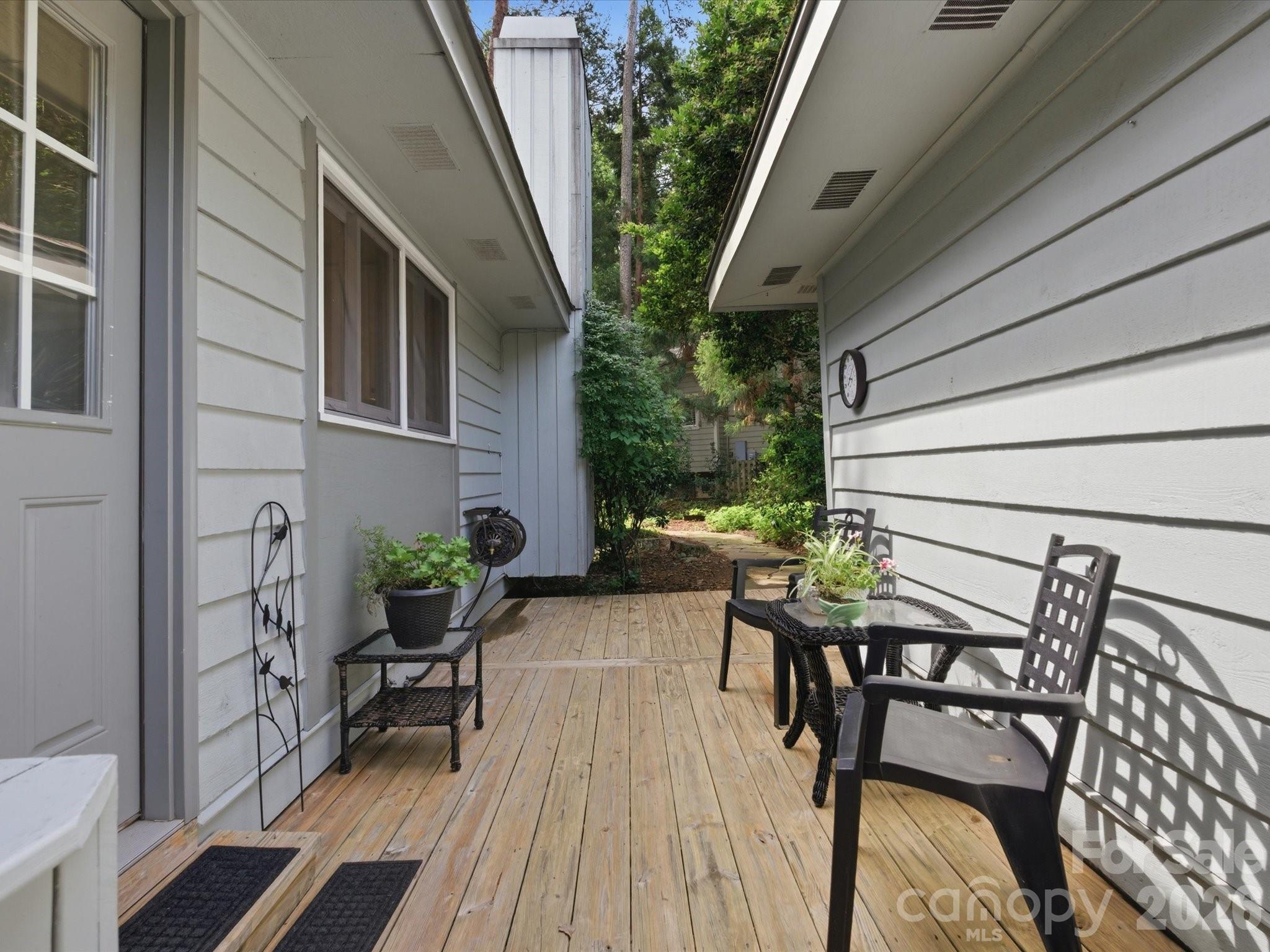 Single Family Residence at 26 Honeysuckle Woods, Clover, photo 25 of 32