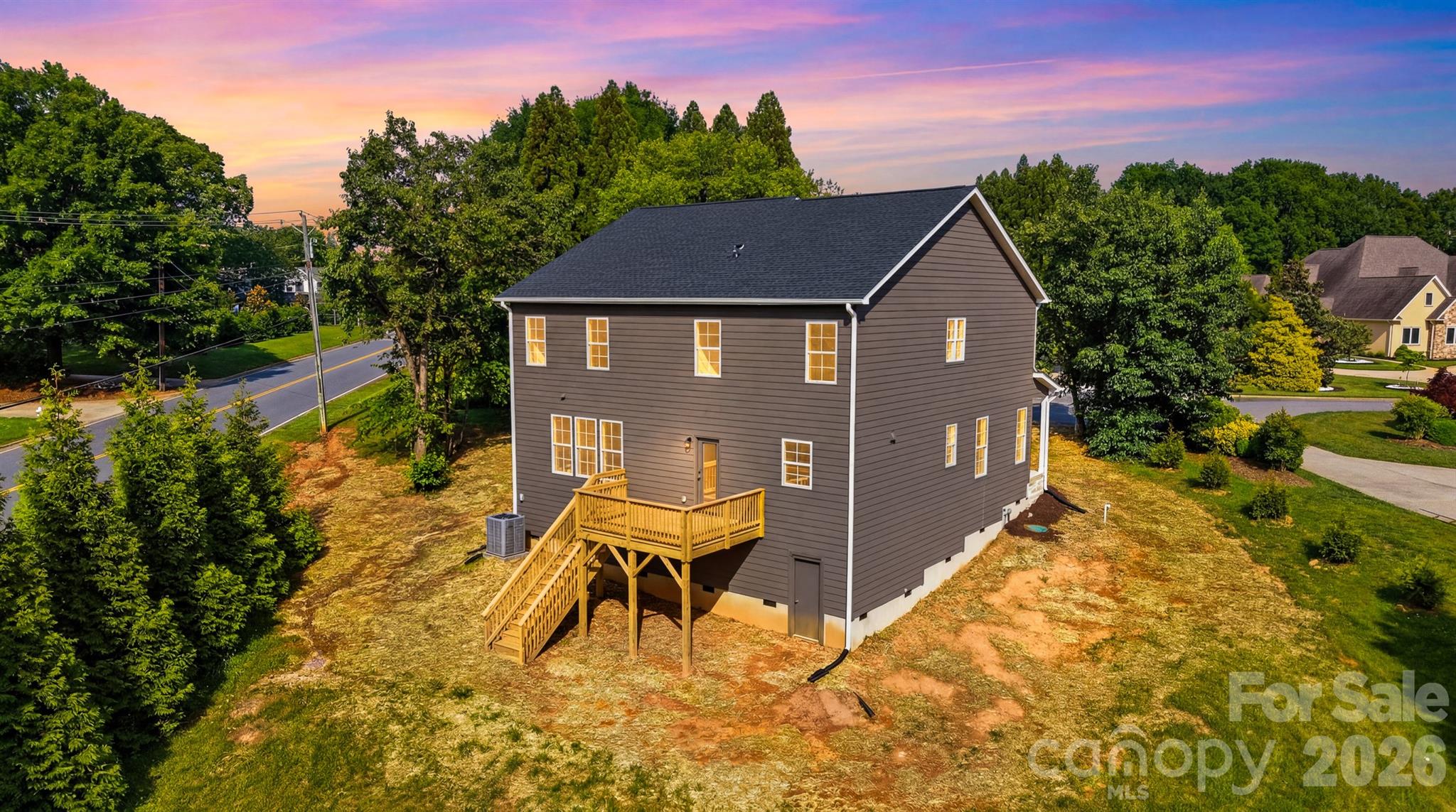 Single Family Residence at 1147 10th Street Lane NW, Hickory, photo 2 of 48