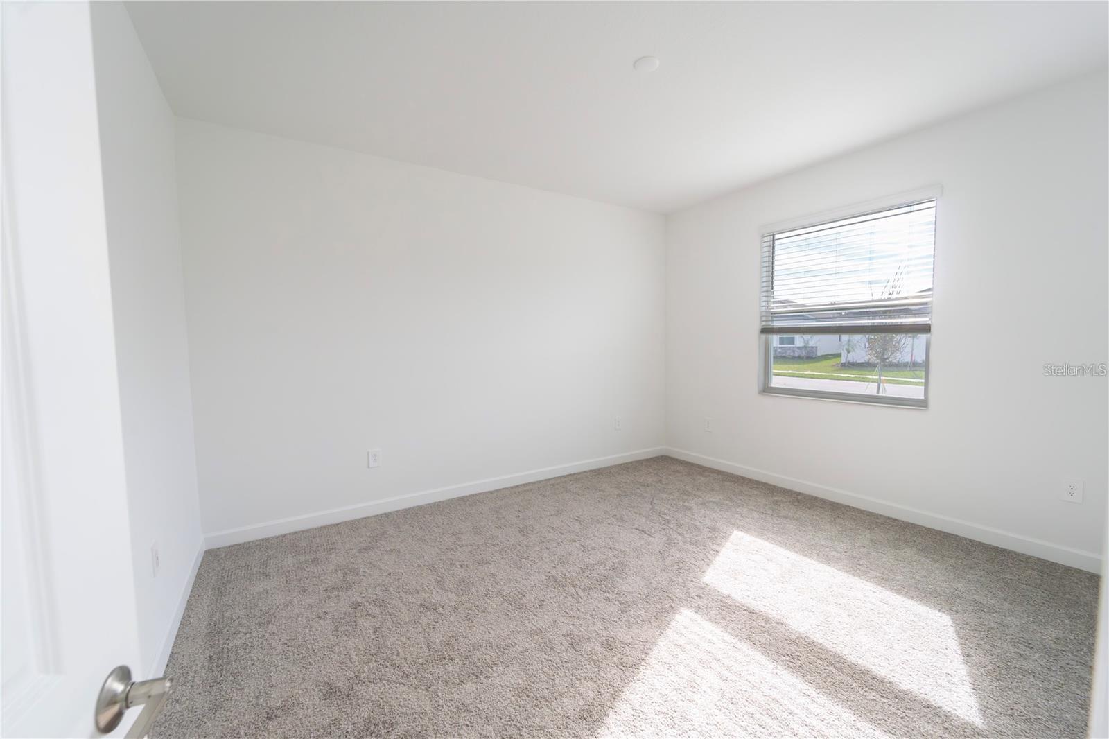 Single Family Residence at 4032 REDBRIDGE LOOP, DAVENPORT, photo 6 of 15