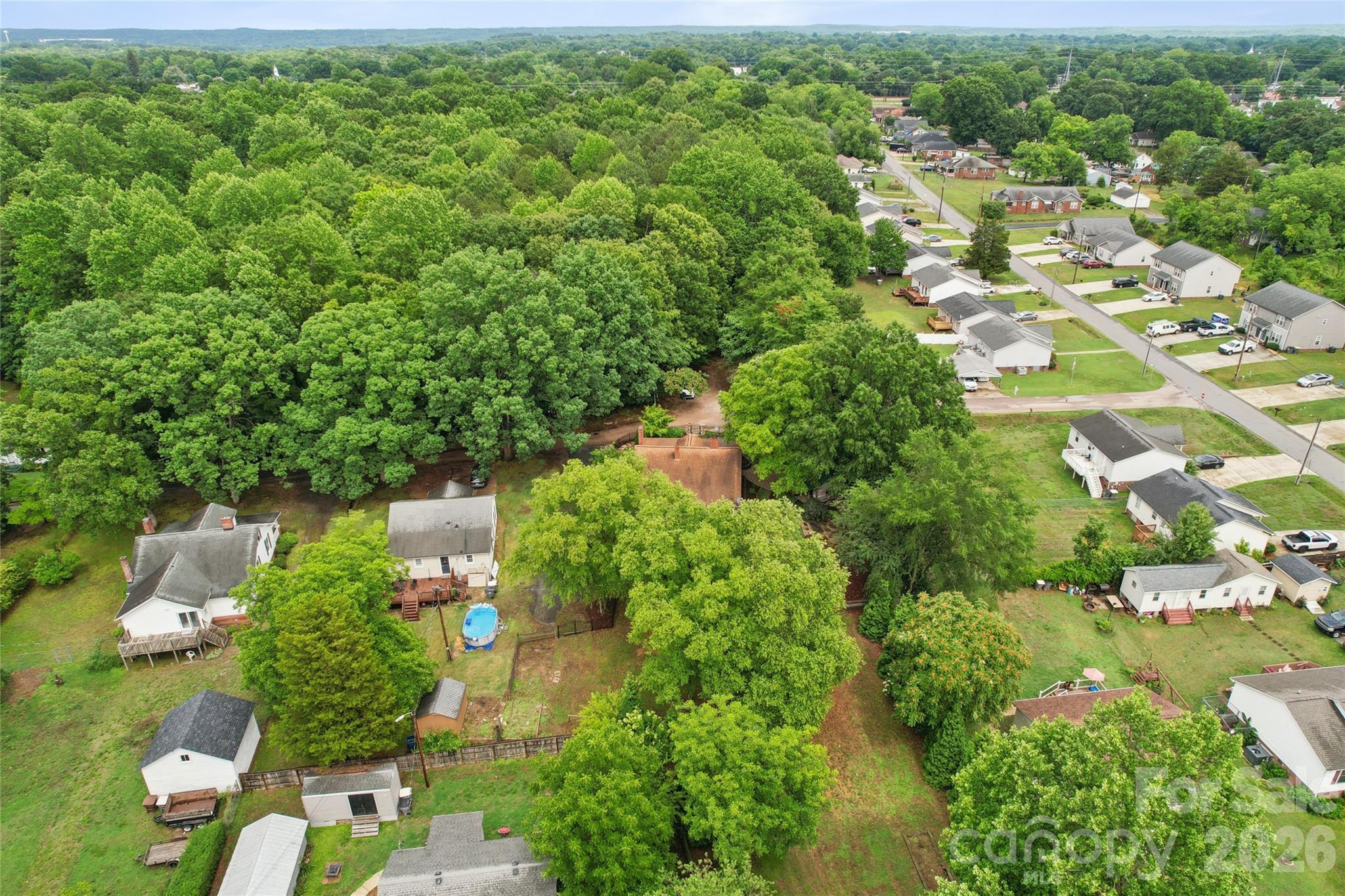 Single Family Residence at 400 Alpine Street NW, Kannapolis, photo 8 of 41