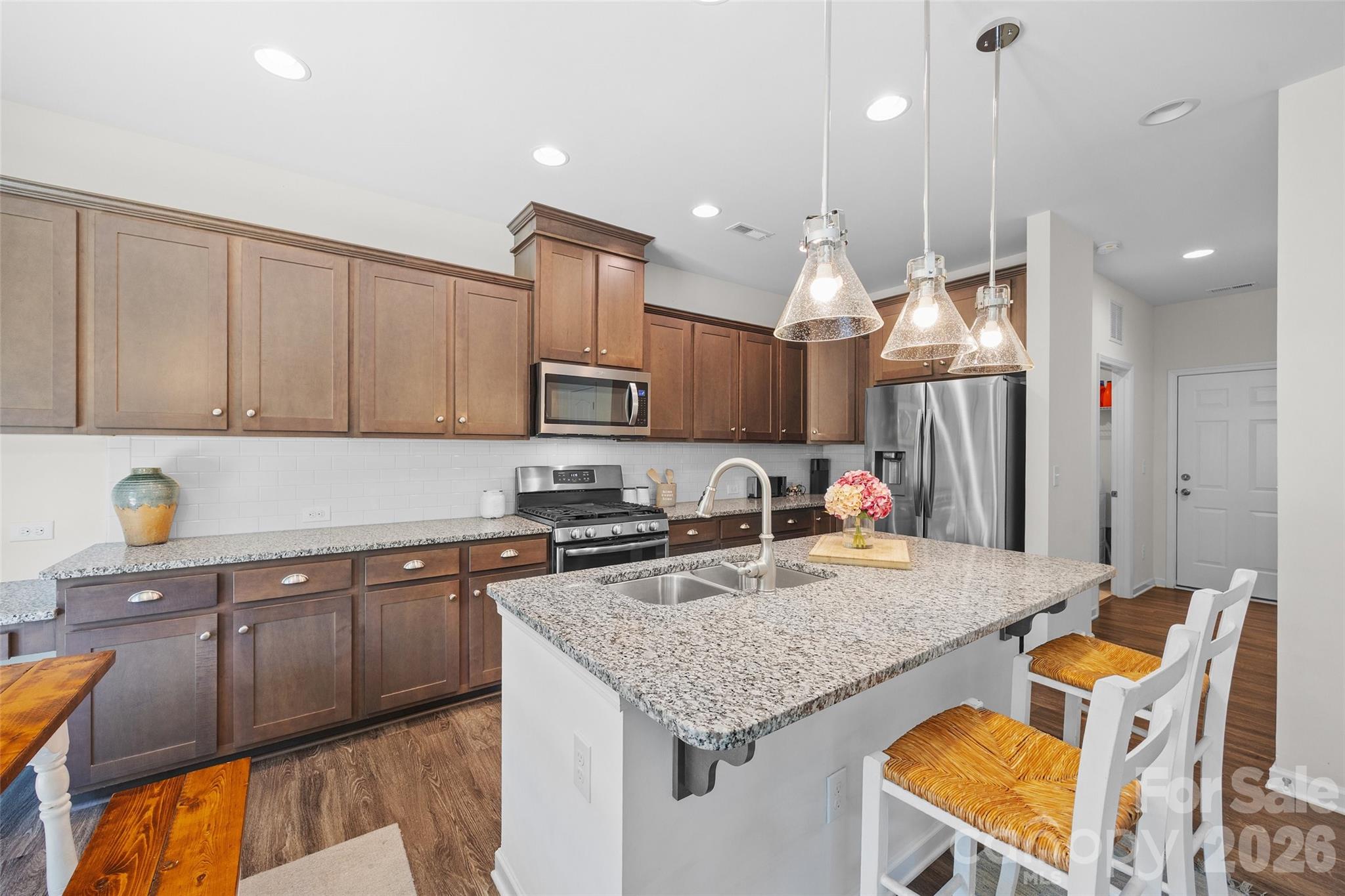 Townhouse at 625 Amber Meadows Way, Tega Cay, photo 14 of 48
