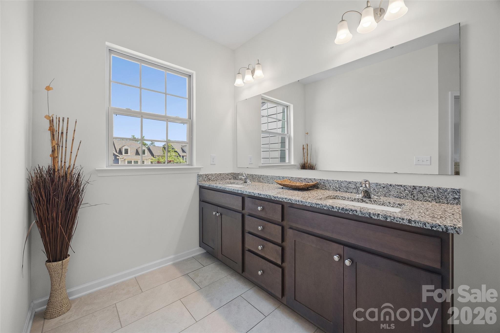 Townhouse at 625 Amber Meadows Way, Tega Cay, photo 29 of 48