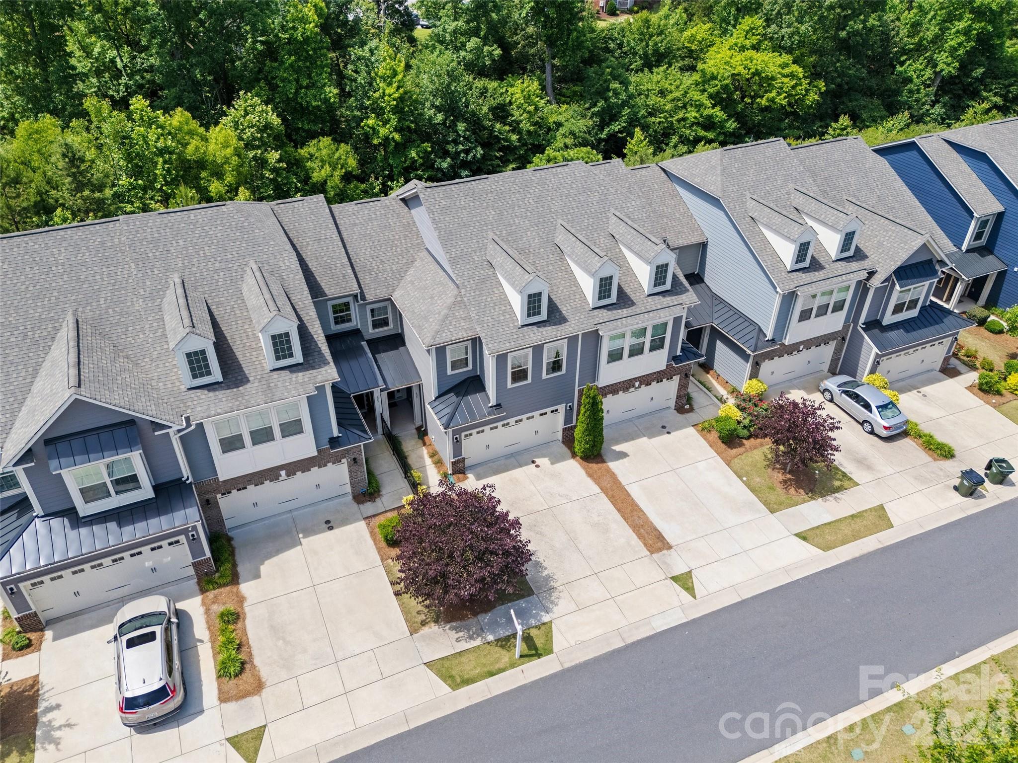 Townhouse at 625 Amber Meadows Way, Tega Cay, photo 34 of 48