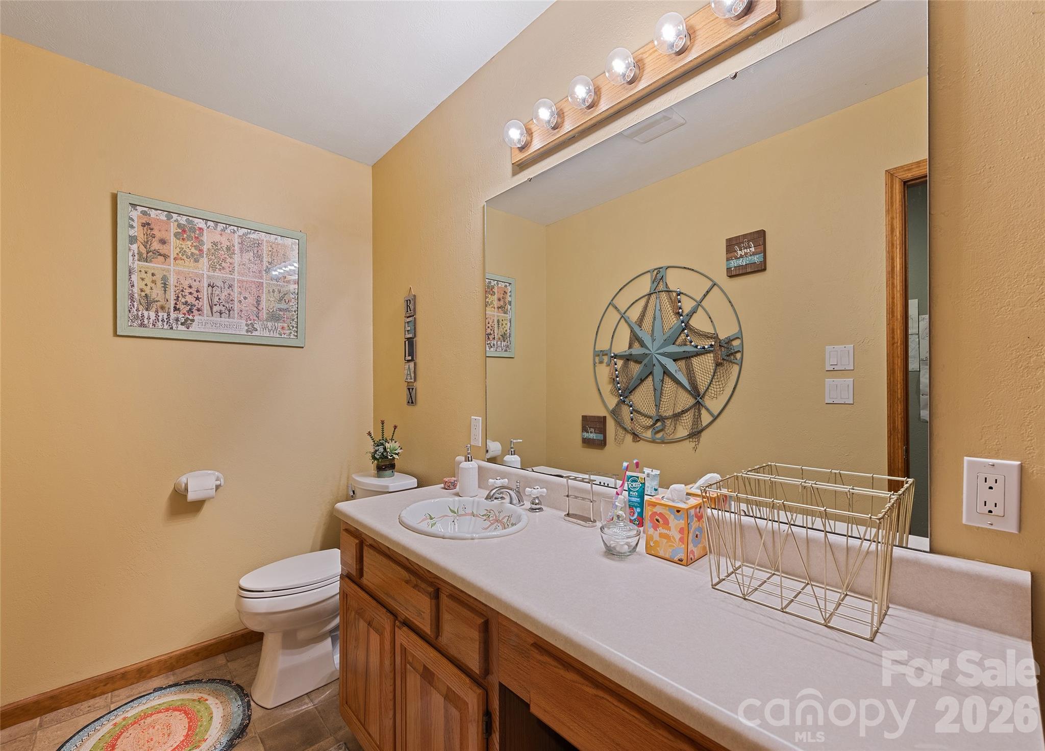 Guest Bath - 400 Sunset Heights, Canton