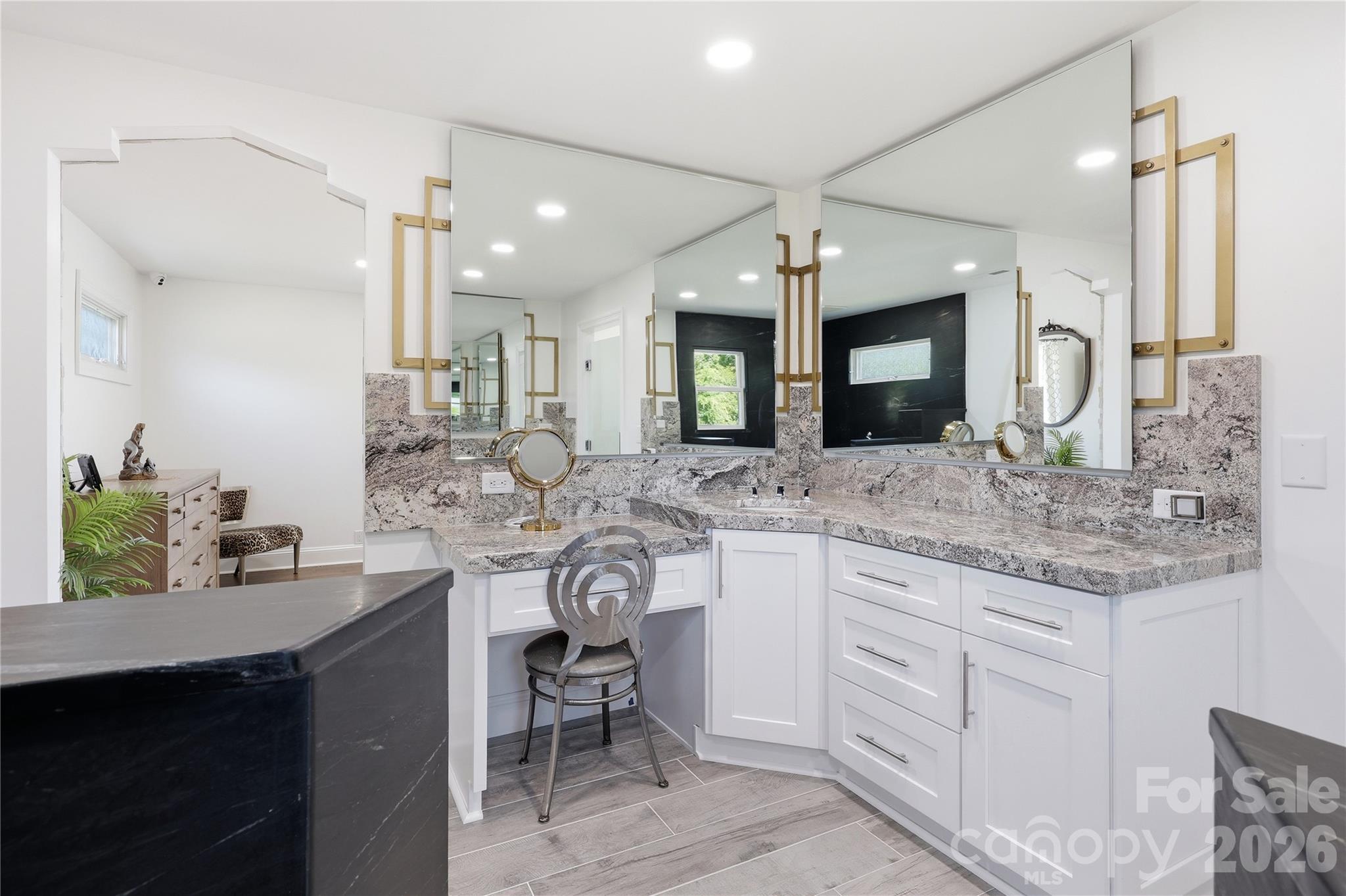 Additional view of primary bathroom - 420 Skysail Road, Salisbury