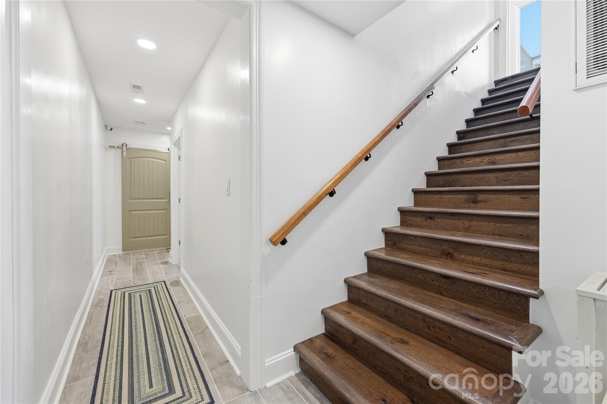 View of hall to secondary bedrooms - 420 Skysail Road, Salisbury