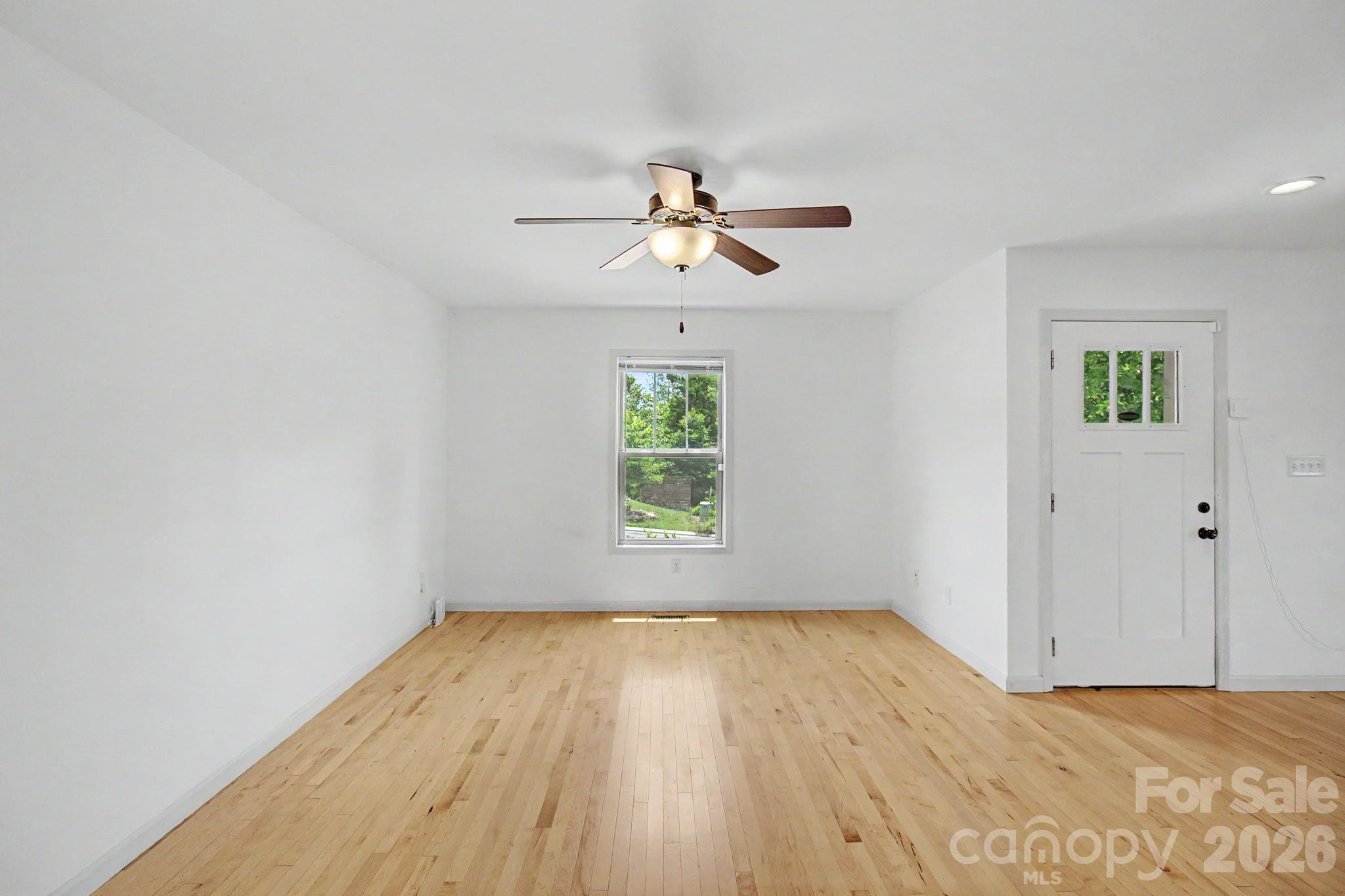 Living area - 31 Yarrow Meadow Road, Weaverville