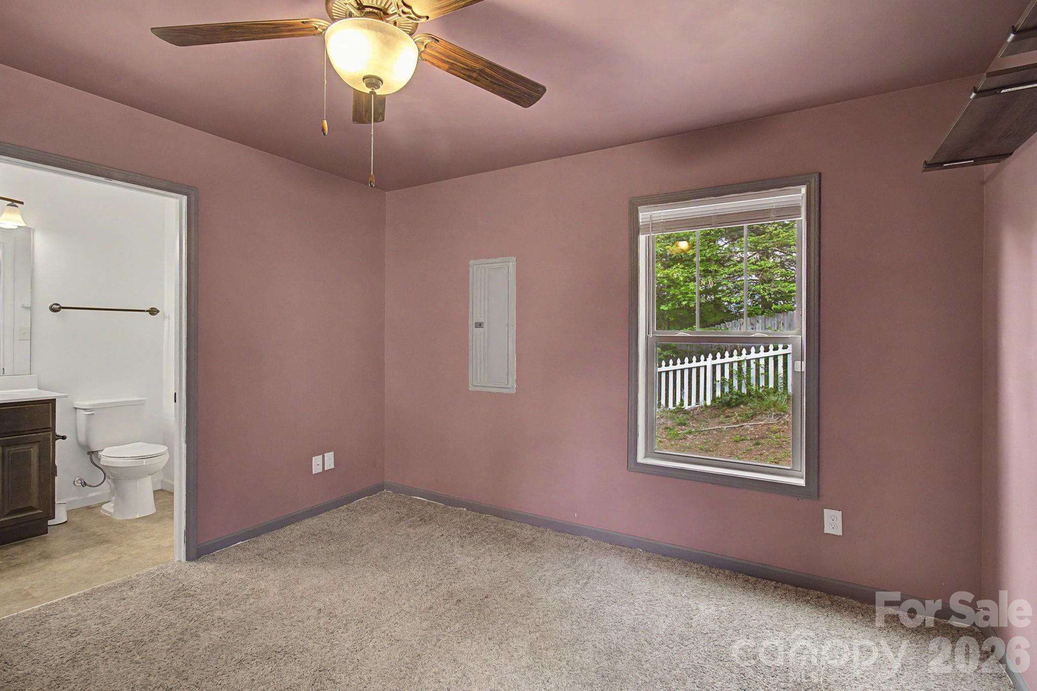 Single Family Residence at 31 Yarrow Meadow Road, Weaverville, photo 21 of 48