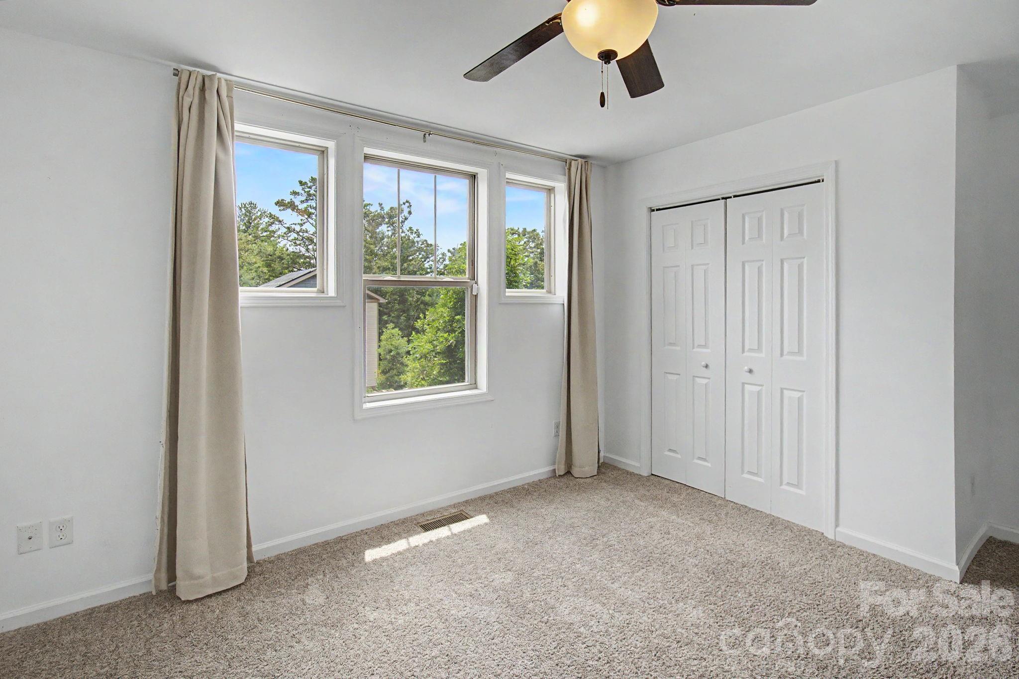 Single Family Residence at 31 Yarrow Meadow Road, Weaverville, photo 35 of 48