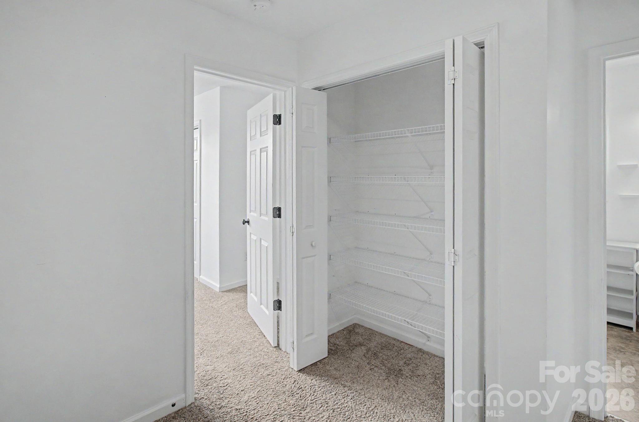 Upper level hallway and closet - 31 Yarrow Meadow Road, Weaverville