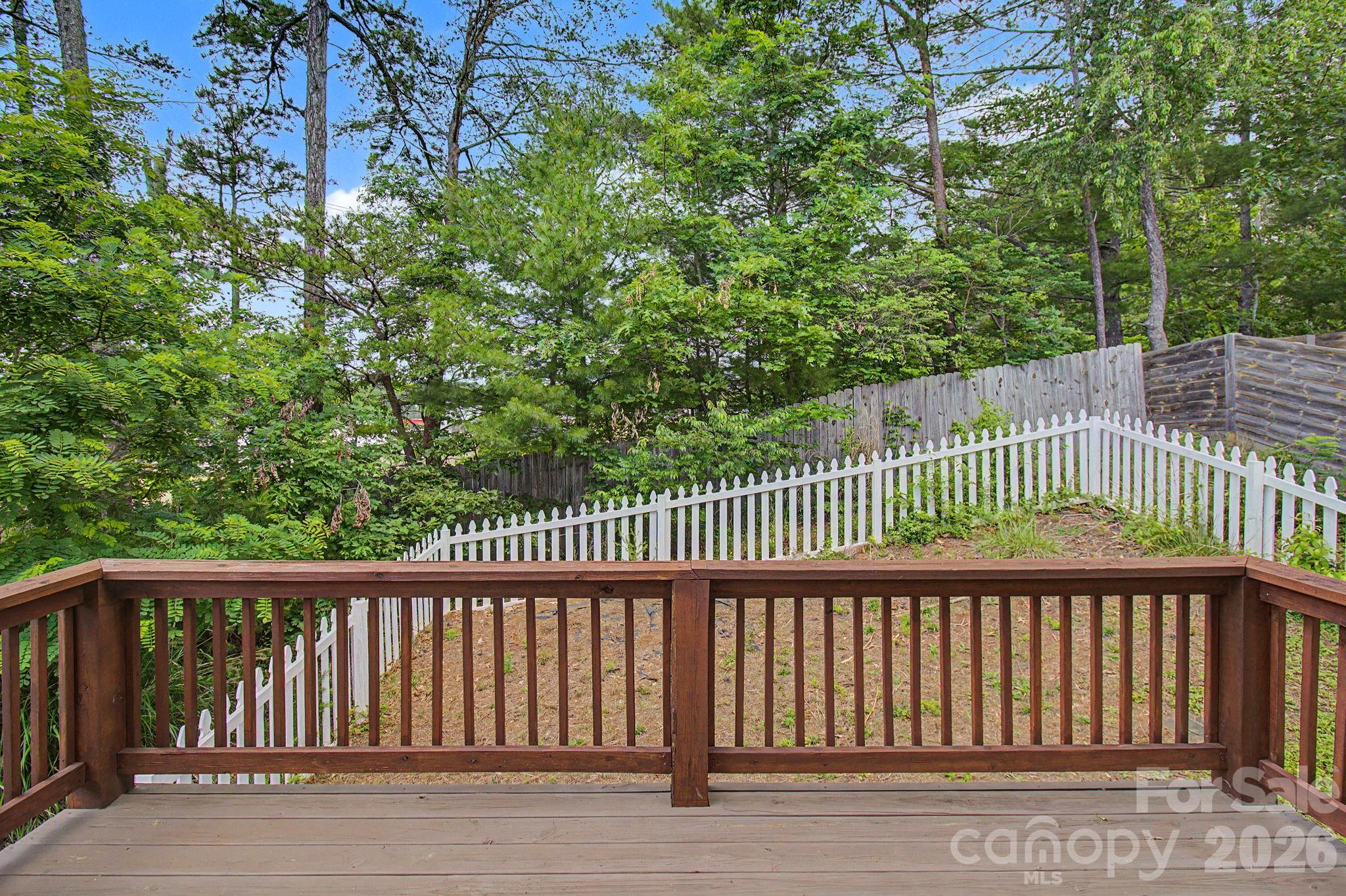 Large back deck - 31 Yarrow Meadow Road, Weaverville