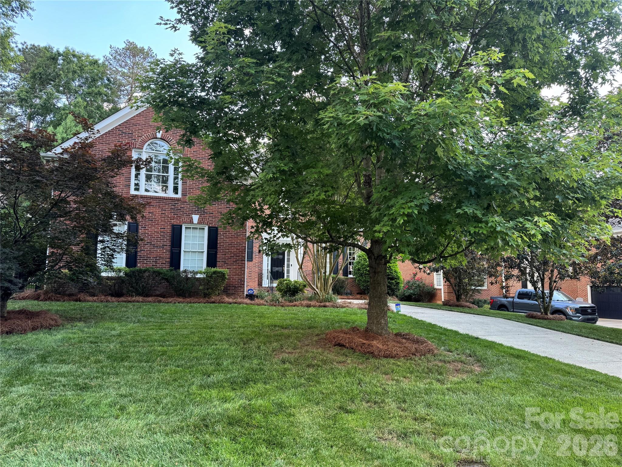 Single Family Residence at 18324 Turnberry Court, Davidson, photo 5 of 21