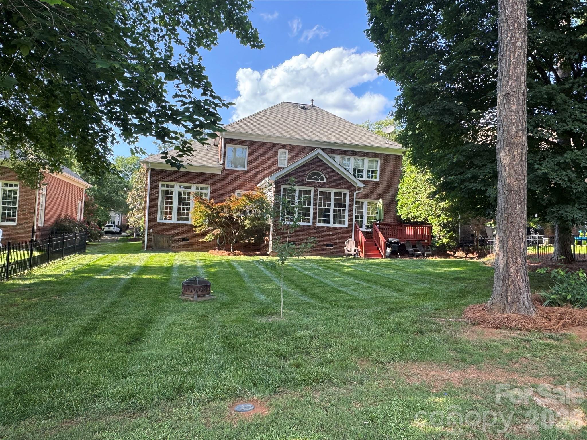 Single Family Residence at 18324 Turnberry Court, Davidson, photo 7 of 21