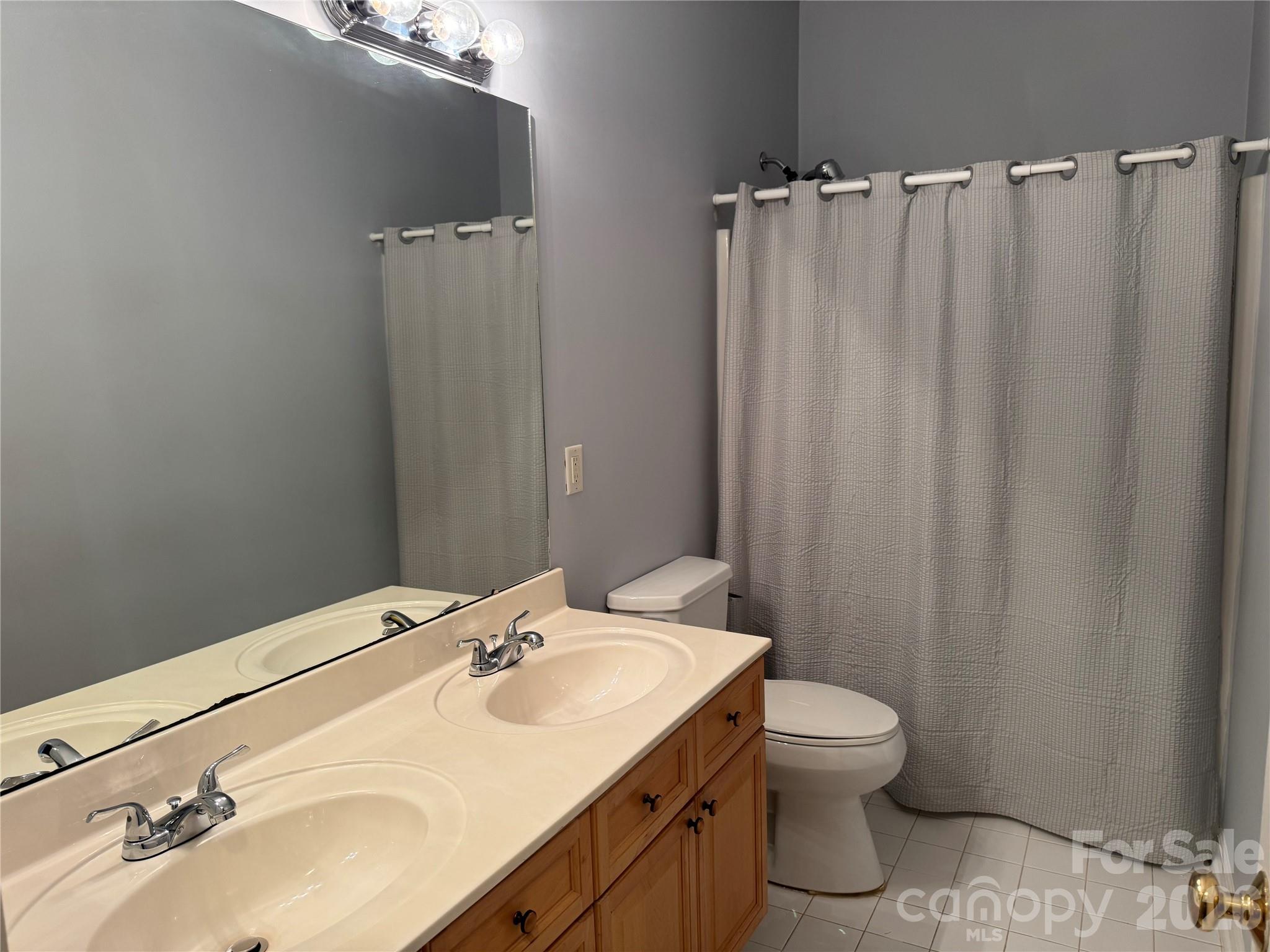 Single Family Residence at 18324 Turnberry Court, Davidson, photo 17 of 21