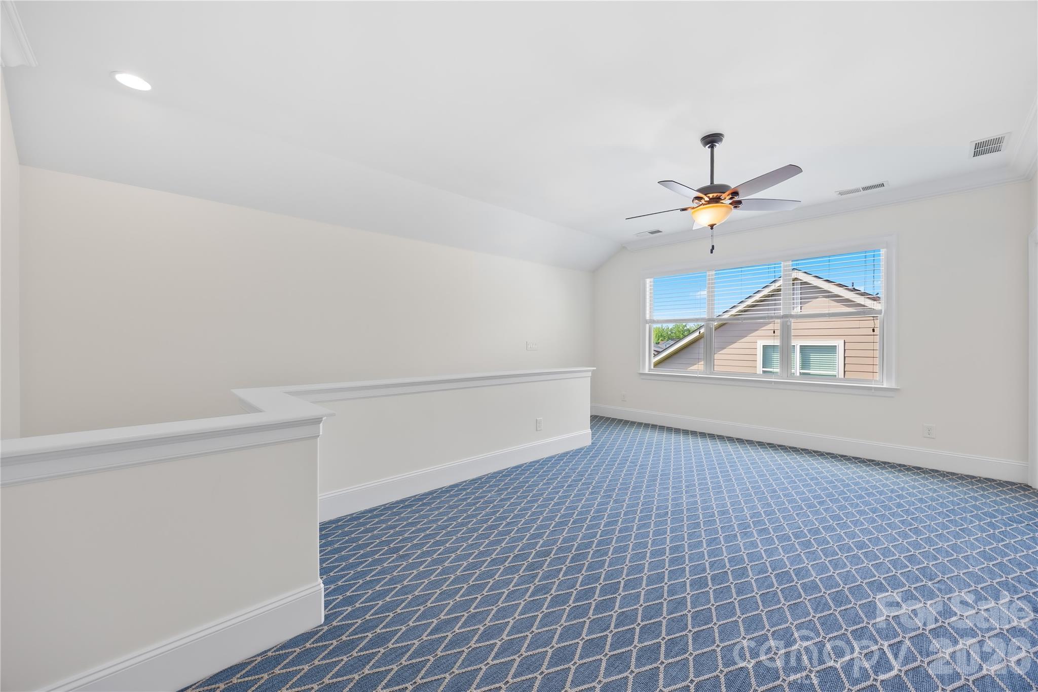 Single Family Residence at 124 Chimney Rock Court, Denver, photo 28 of 47