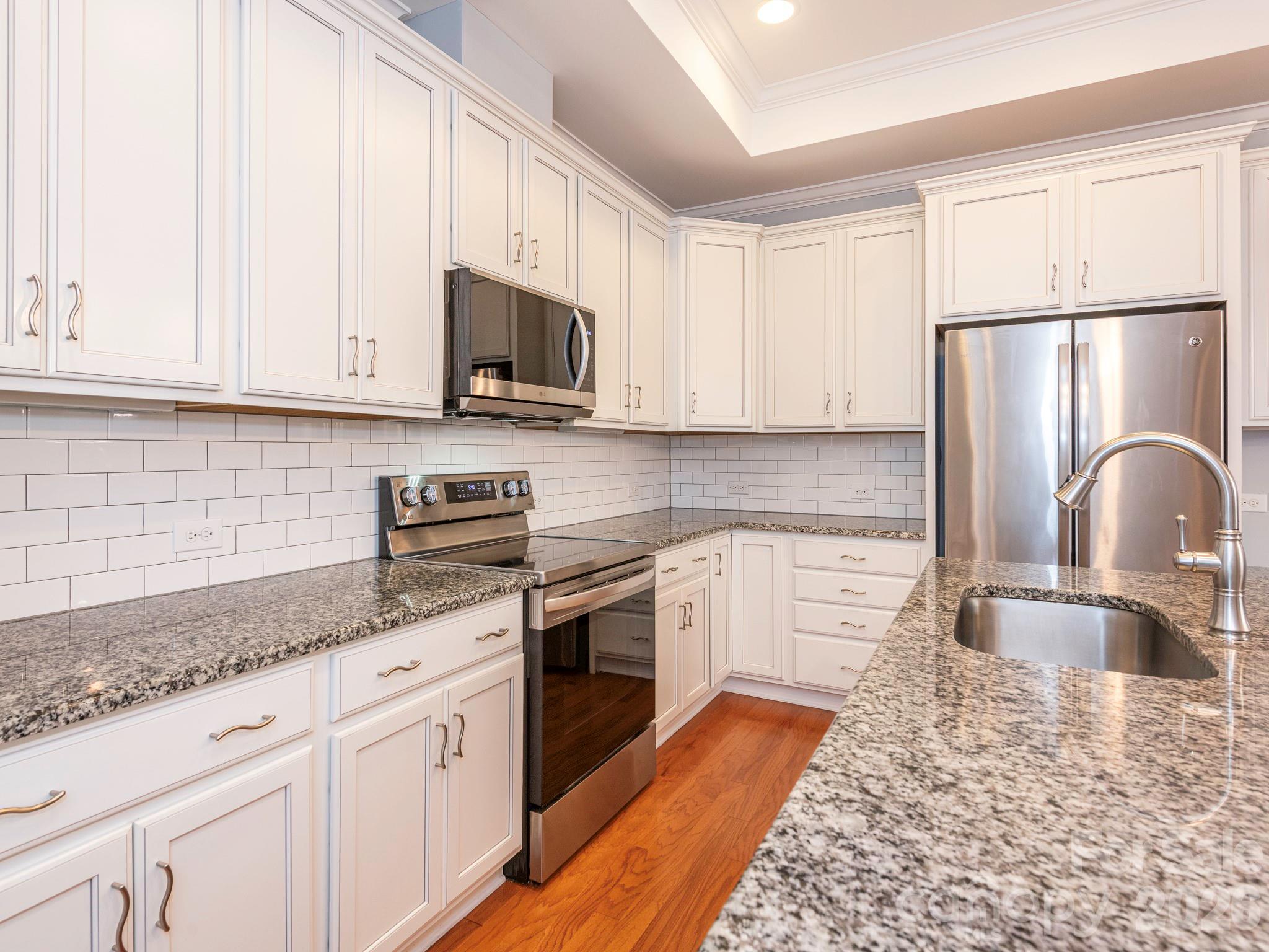 Single Family Residence at 4534 Ideal Way, Harrisburg, photo 13 of 35