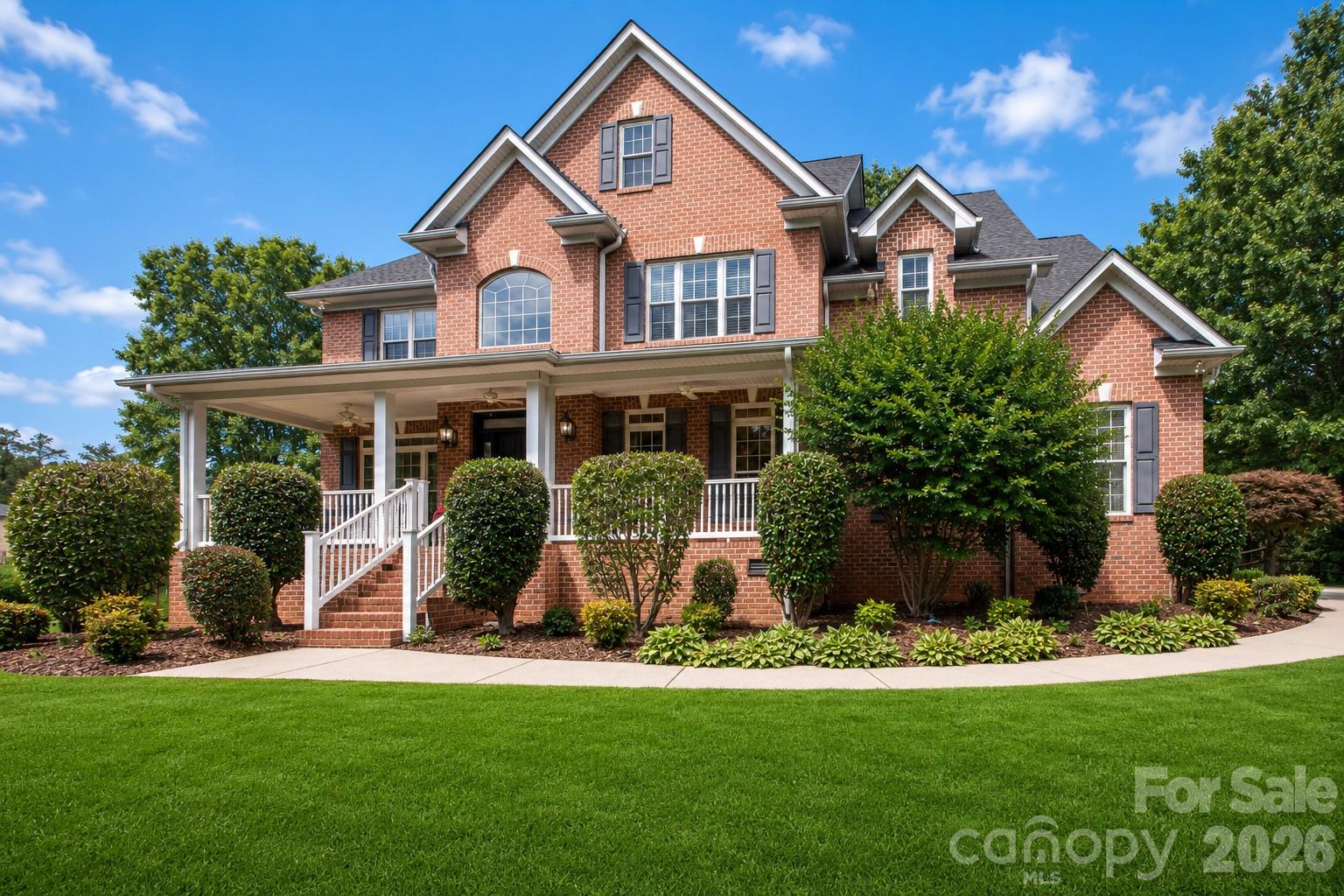 Beautiful and spacious full brick home in desirable Weddington school district. - 1015 Estate Lane, Matthews