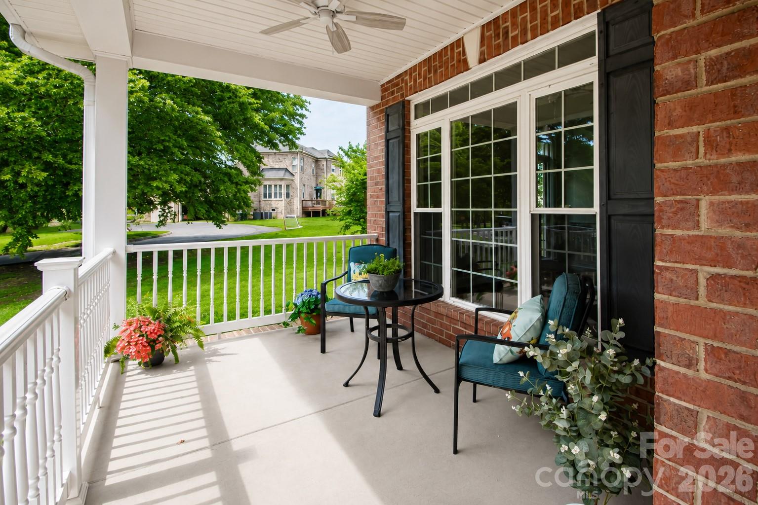 Single Family Residence at 1015 Estate Lane, Matthews, photo 4 of 47