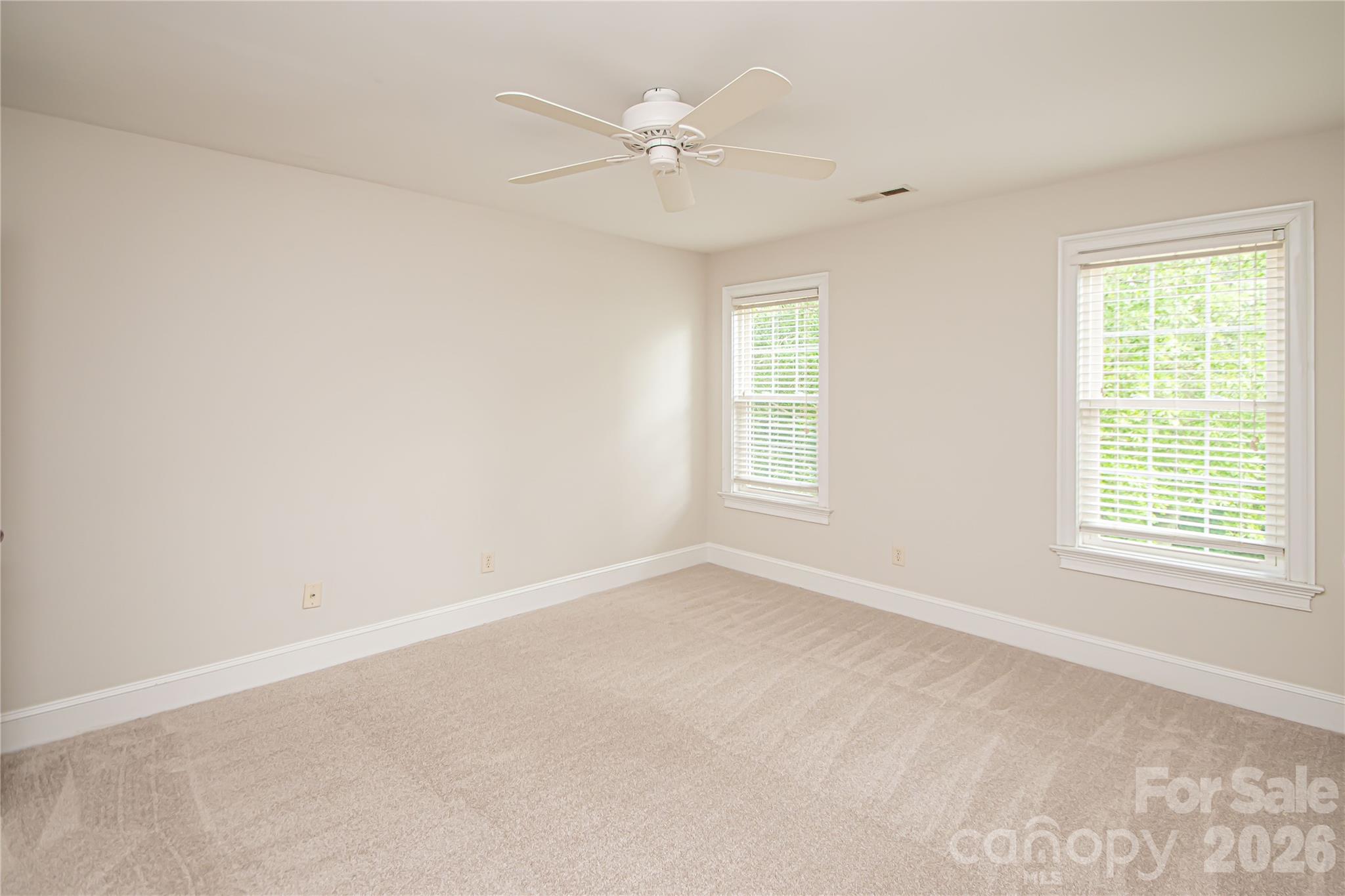 Single Family Residence at 1015 Estate Lane, Matthews, photo 39 of 47