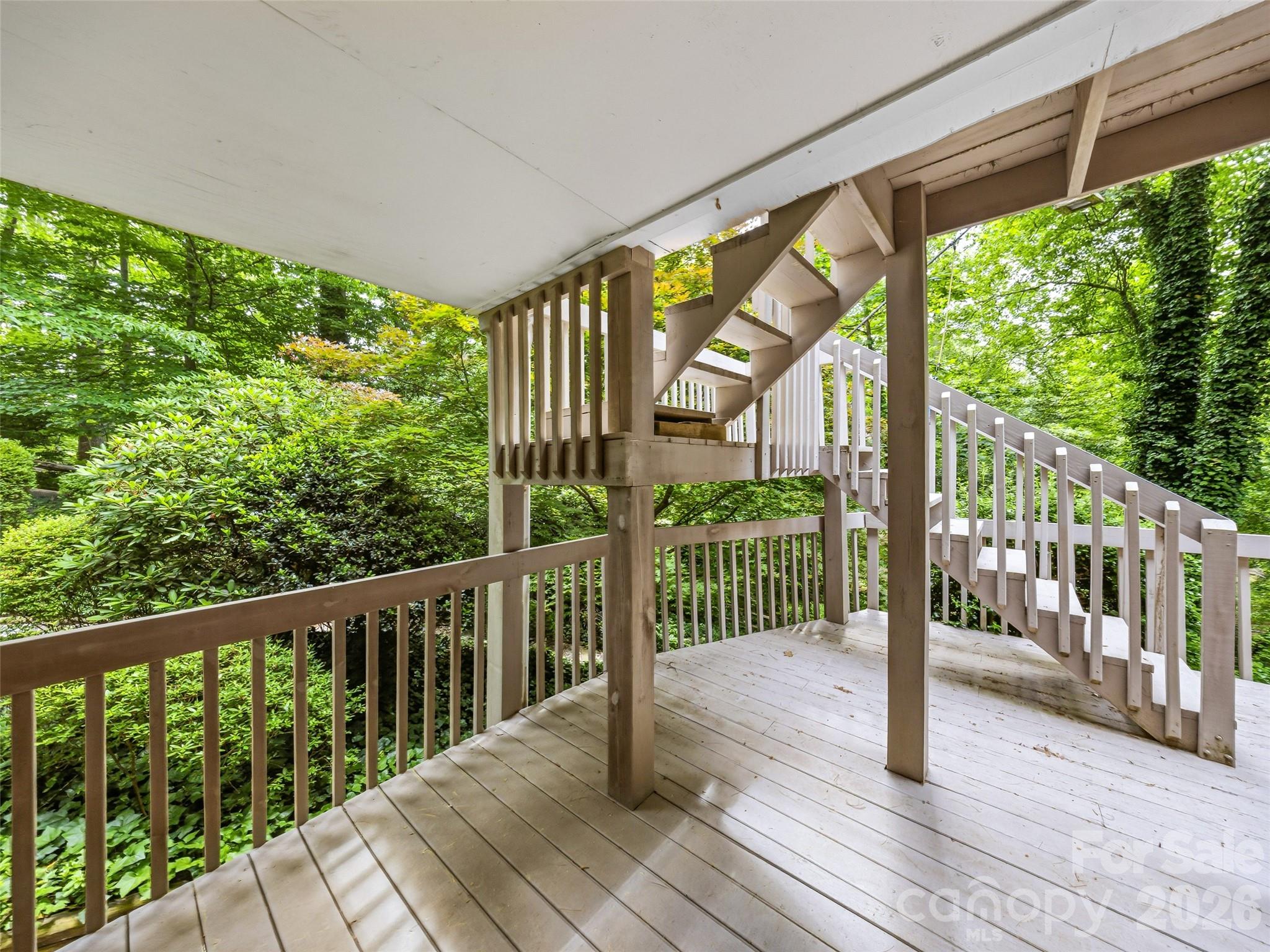 Single Family Residence at 126 Surry Lane, Hendersonville, photo 36 of 38