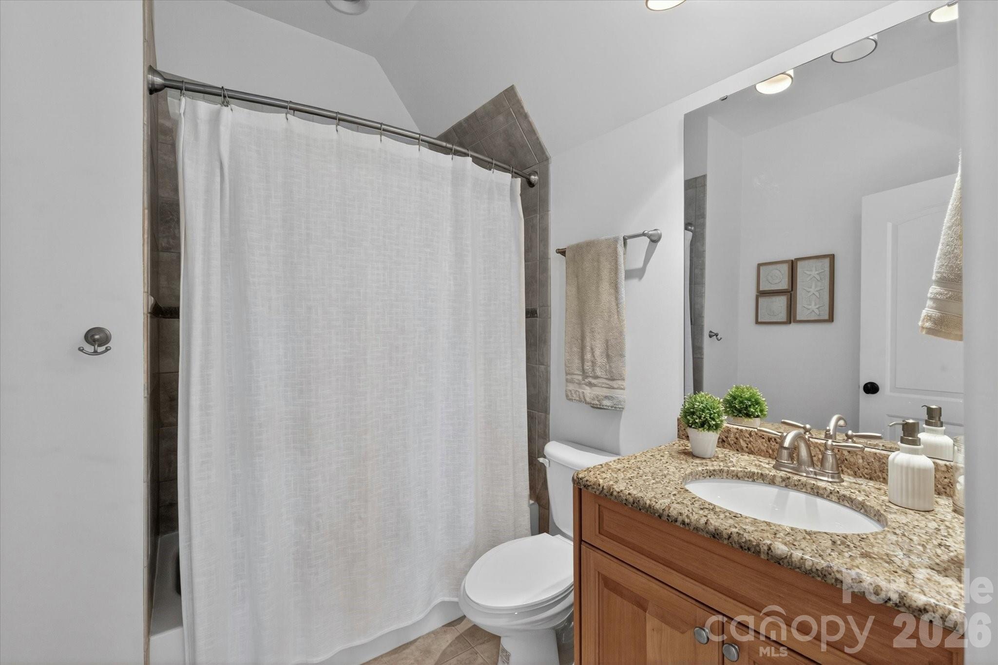 Single Family Residence at 6088 Kimbrell Heights Drive, Fort Mill, photo 27 of 48