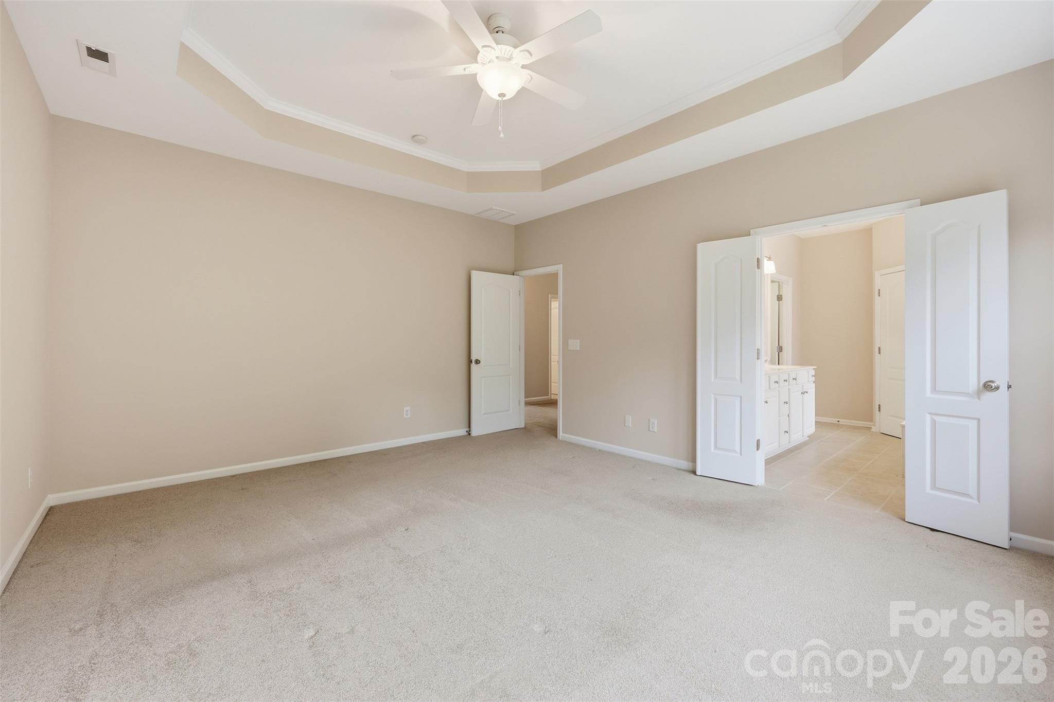 primary bedroom upper level - 878 Treasure Court, Fort Mill
