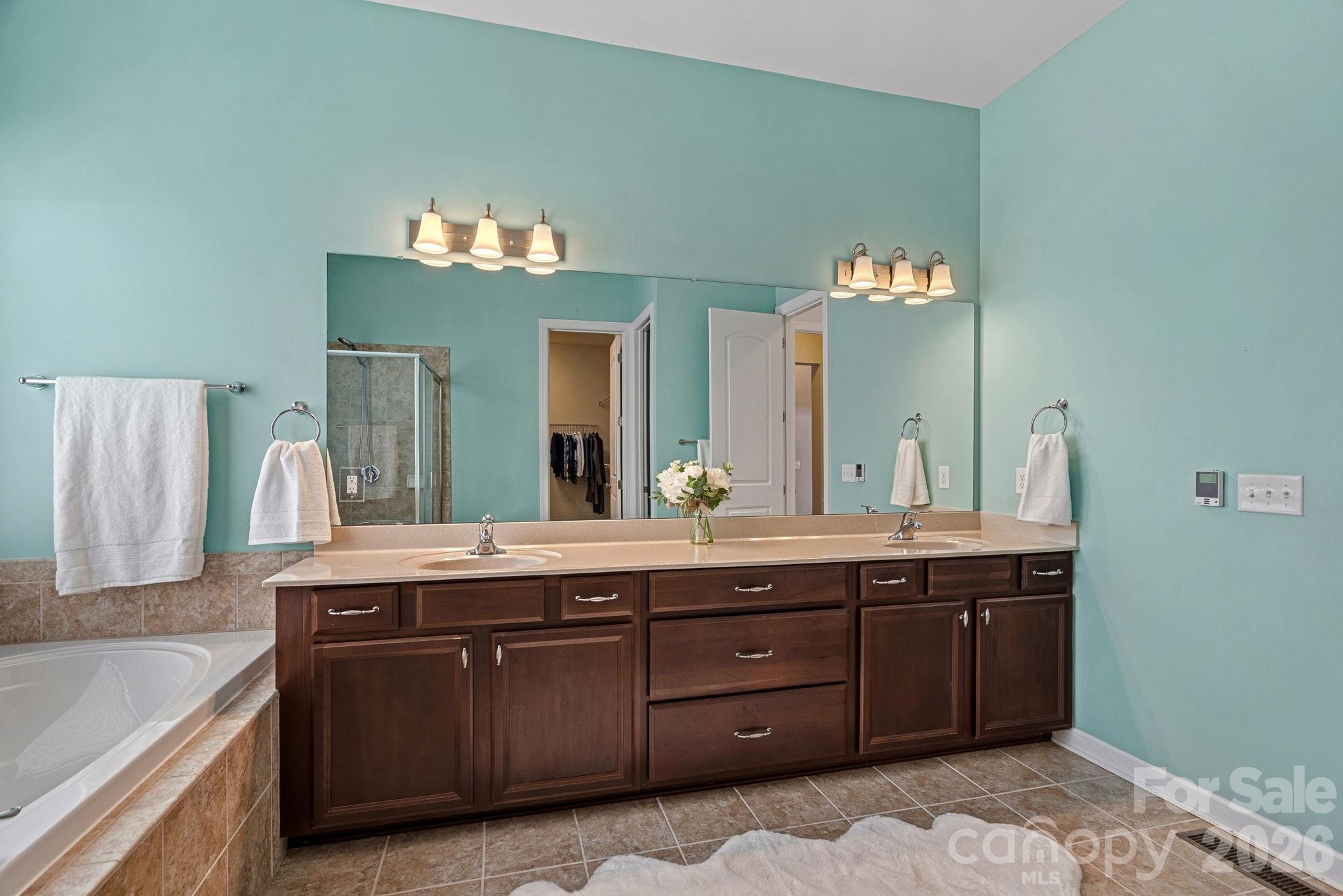 Single Family Residence at 10654 Rippling Stream Drive NW, Concord, photo 26 of 36