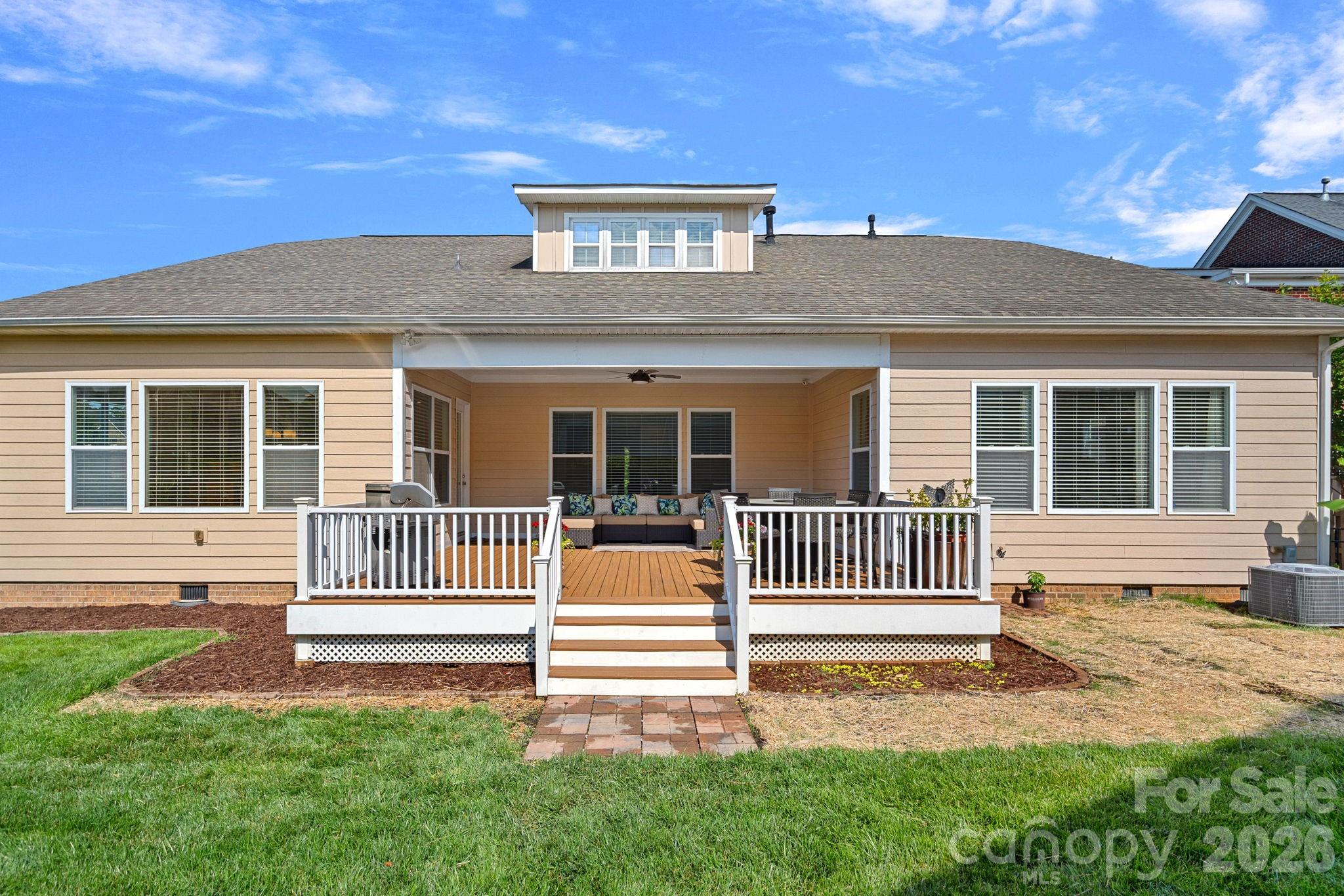 Single Family Residence at 10654 Rippling Stream Drive NW, Concord, photo 29 of 36