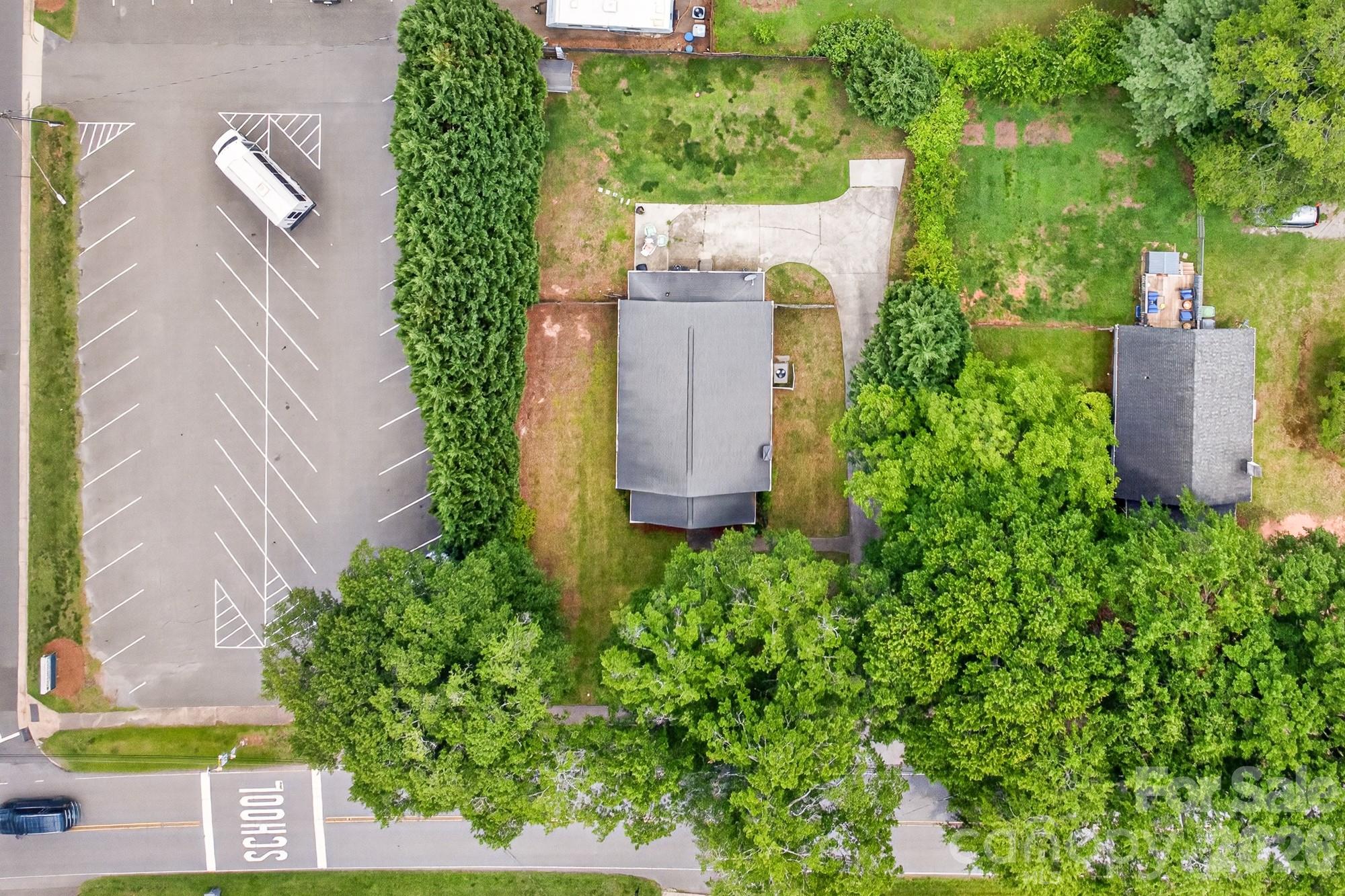 Single Family Residence at 206 Eagle Road, Belmont, photo 22 of 26