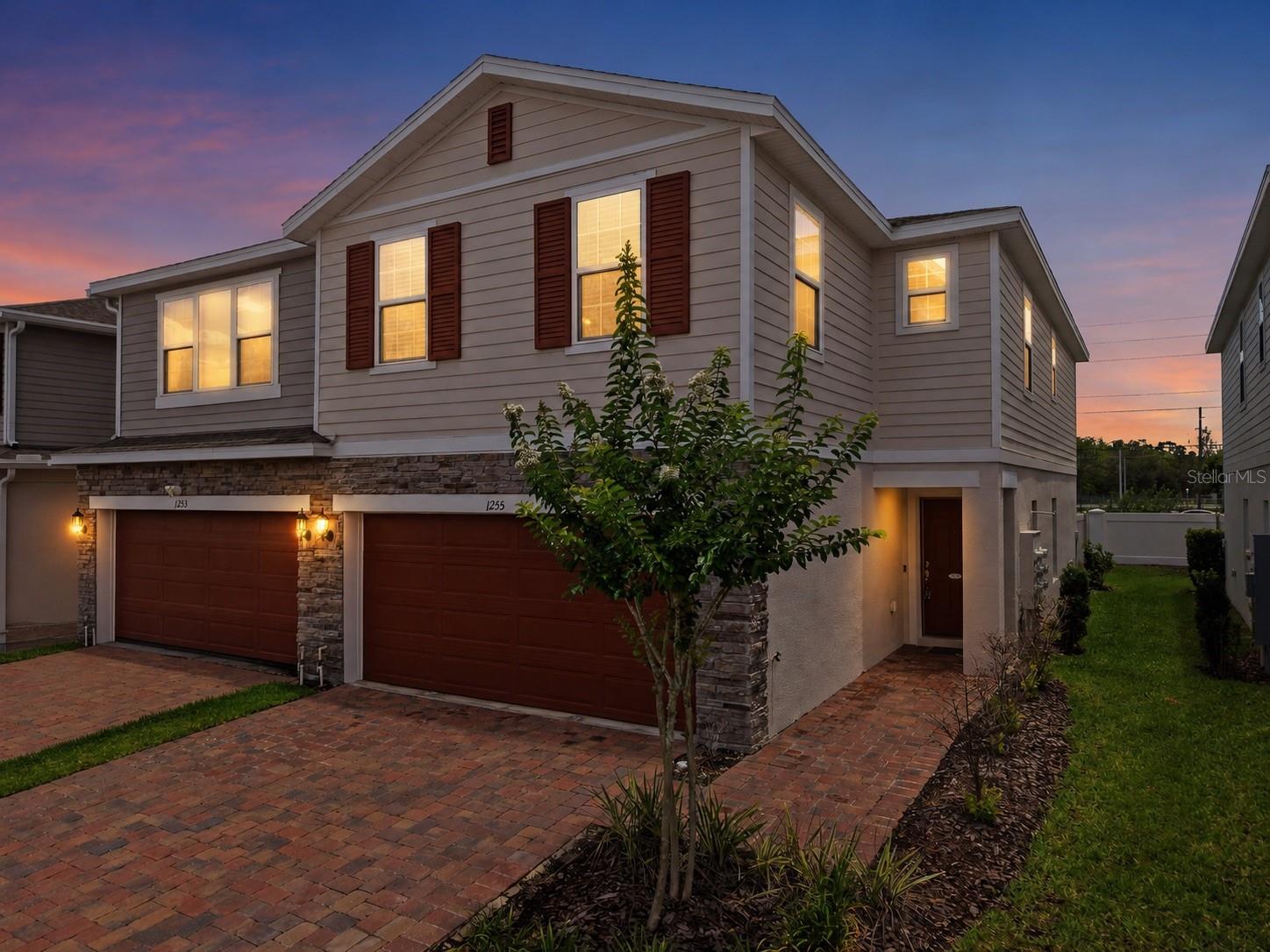 1255 WISPY CYPRESS DR
